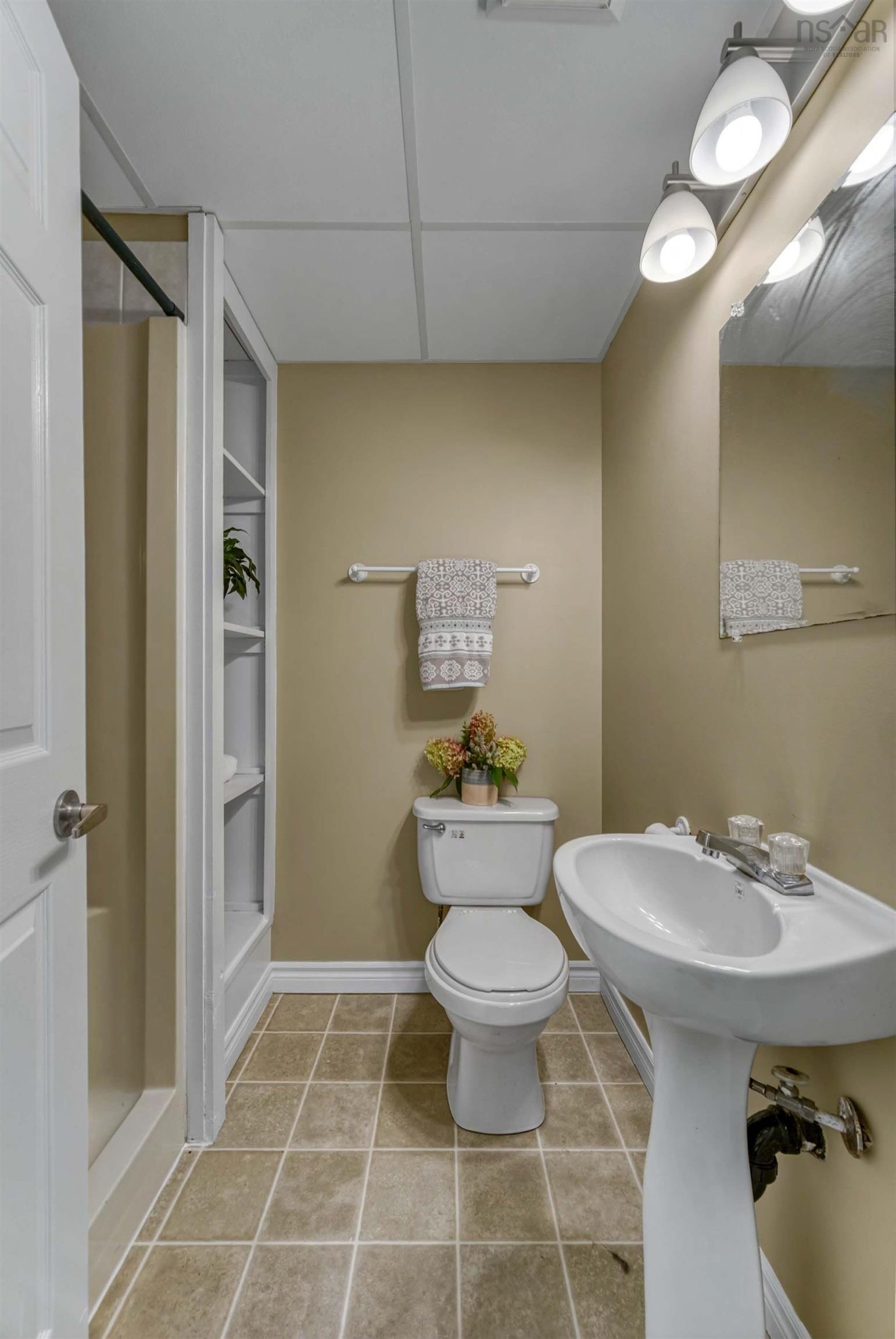 77 Amin Street, Bedford, NS (MLS 202524202)