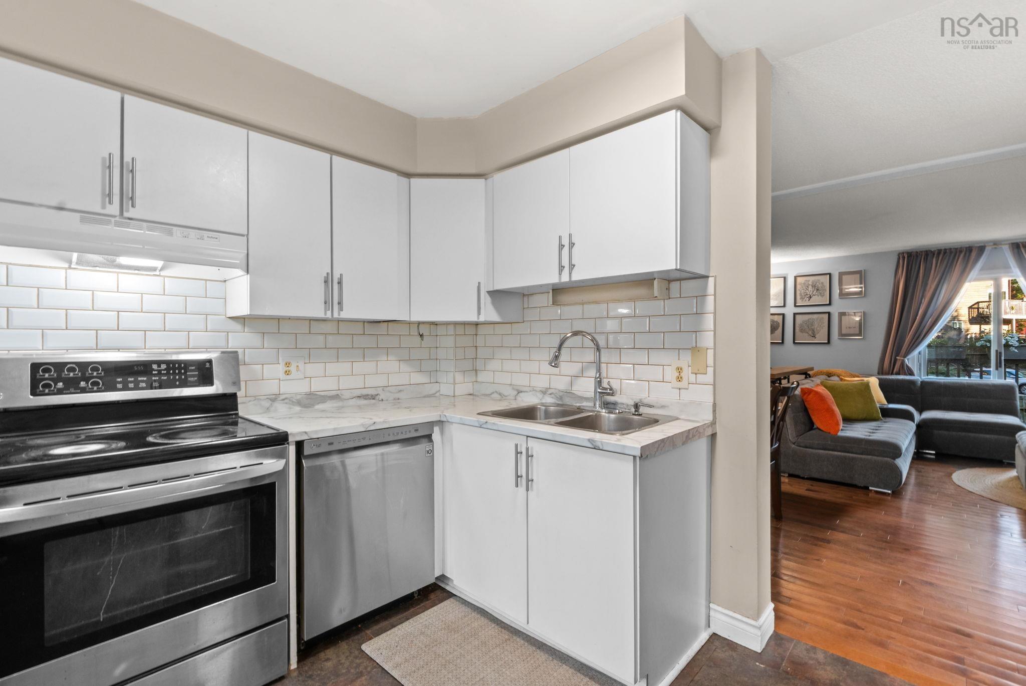 8 Remington Court, Clayton Park, NS (MLS 202524243)