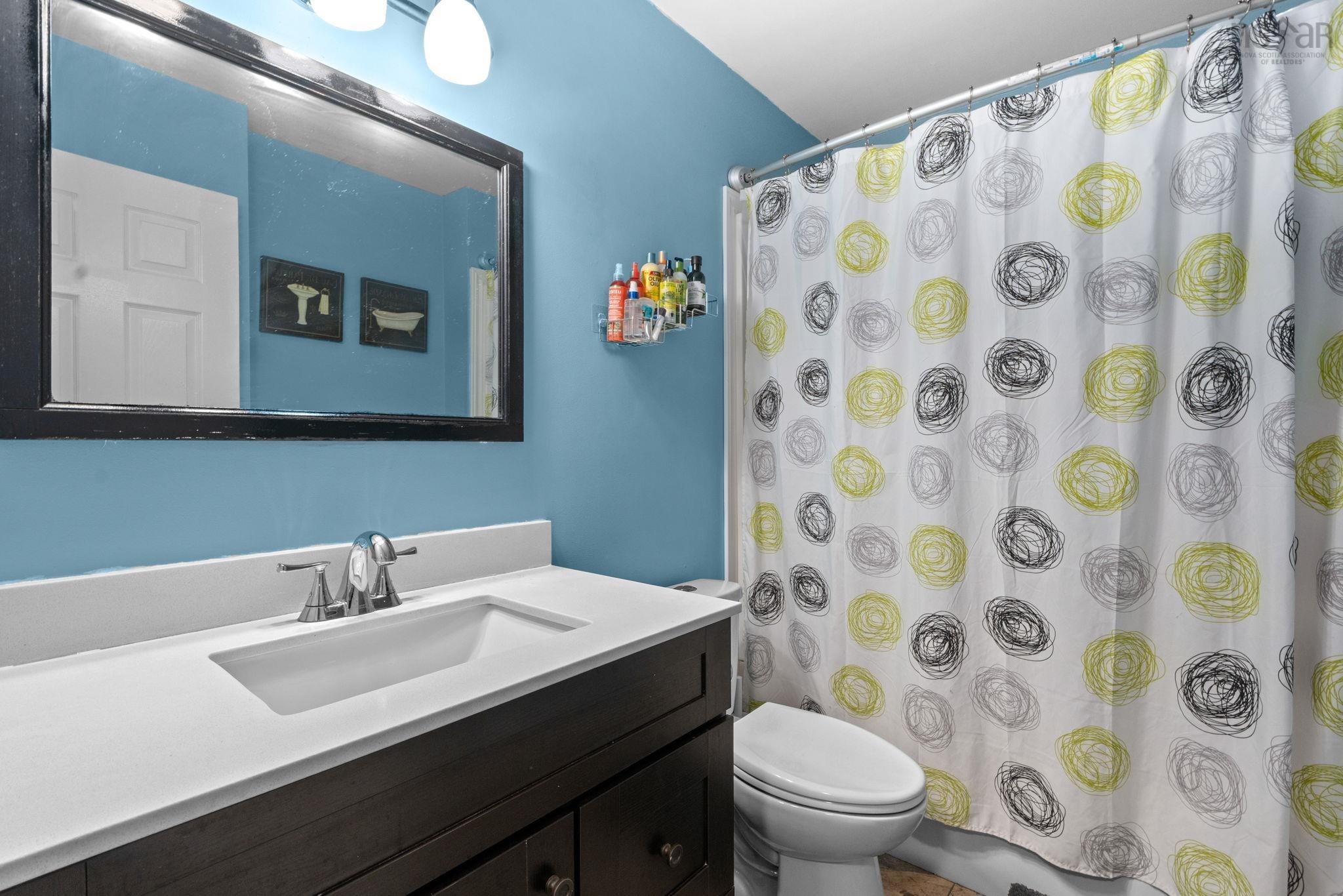 8 Remington Court, Clayton Park, NS (MLS 202524243)