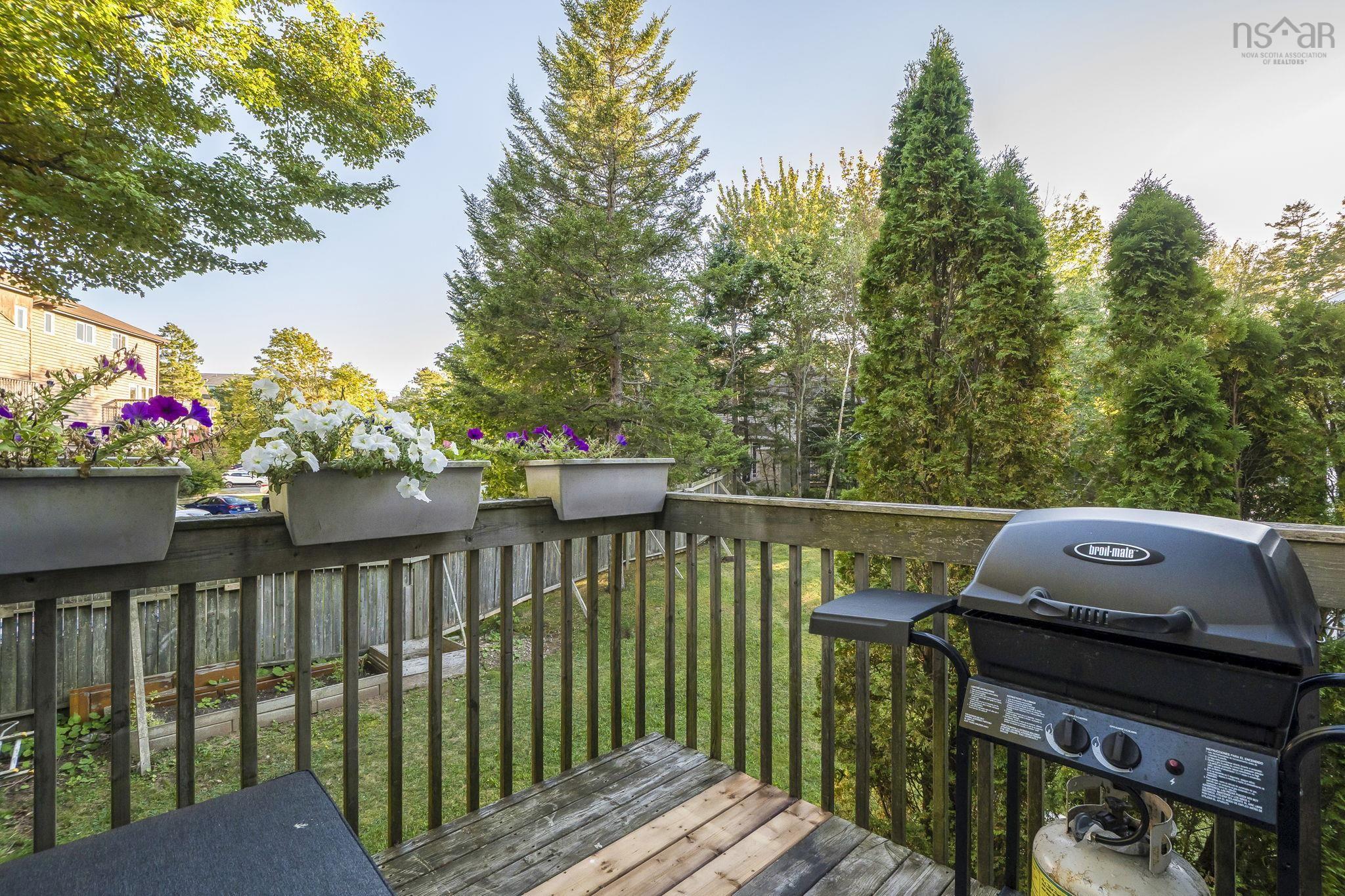 8 Remington Court, Clayton Park, NS (MLS 202524243)