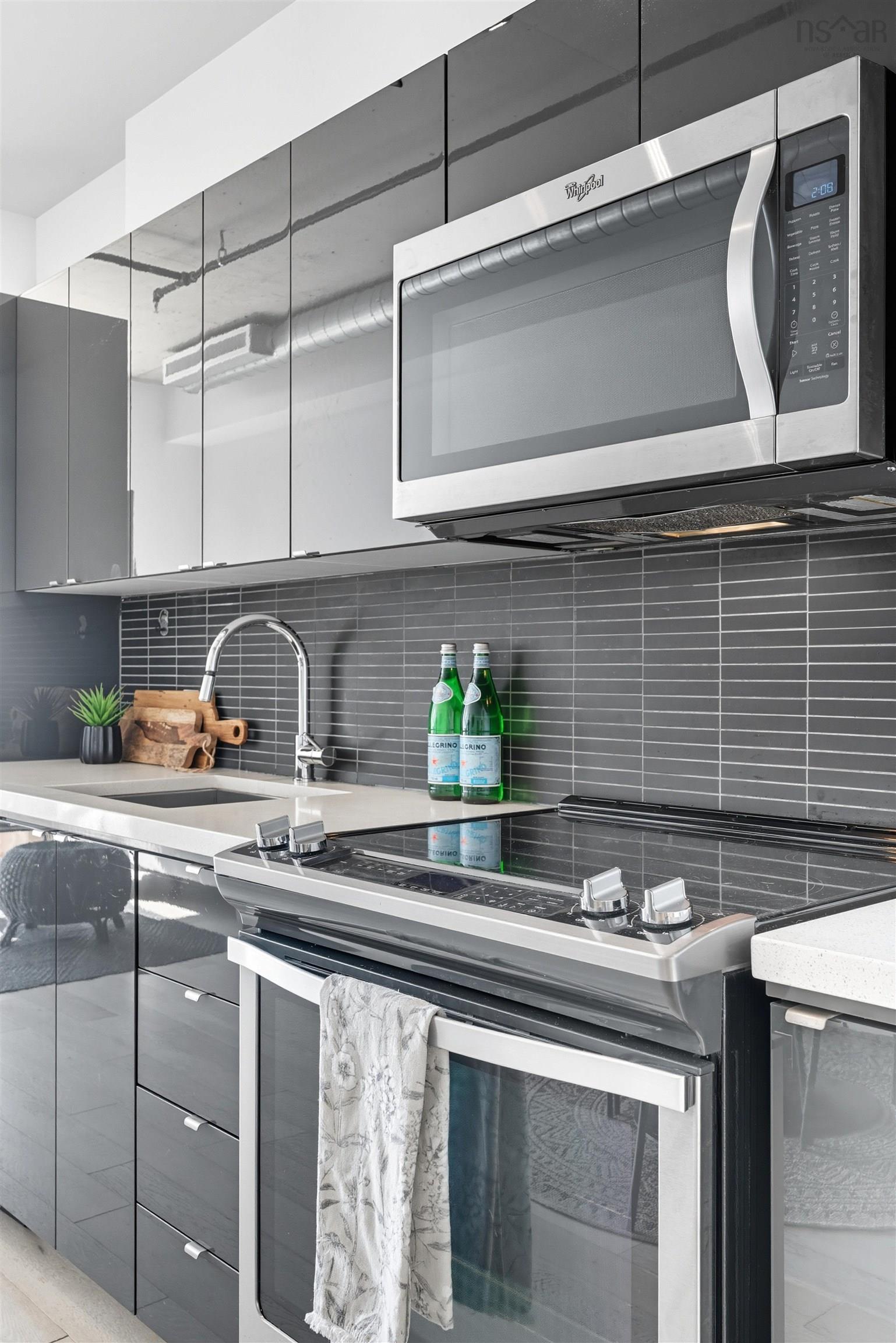 613 1065 Barrington Street, Halifax, NS (MLS 202524258)