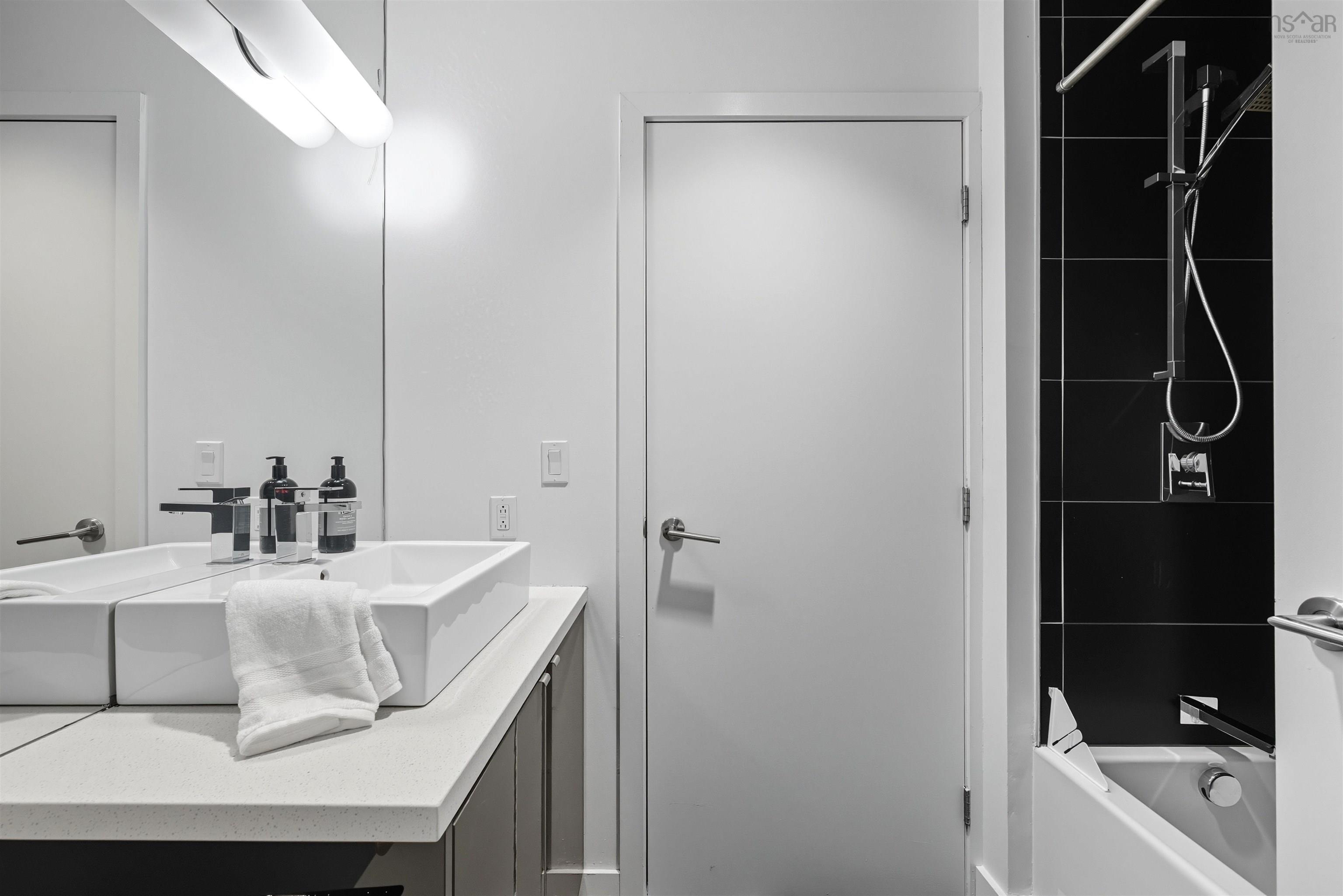 613 1065 Barrington Street, Halifax, NS (MLS 202524258)