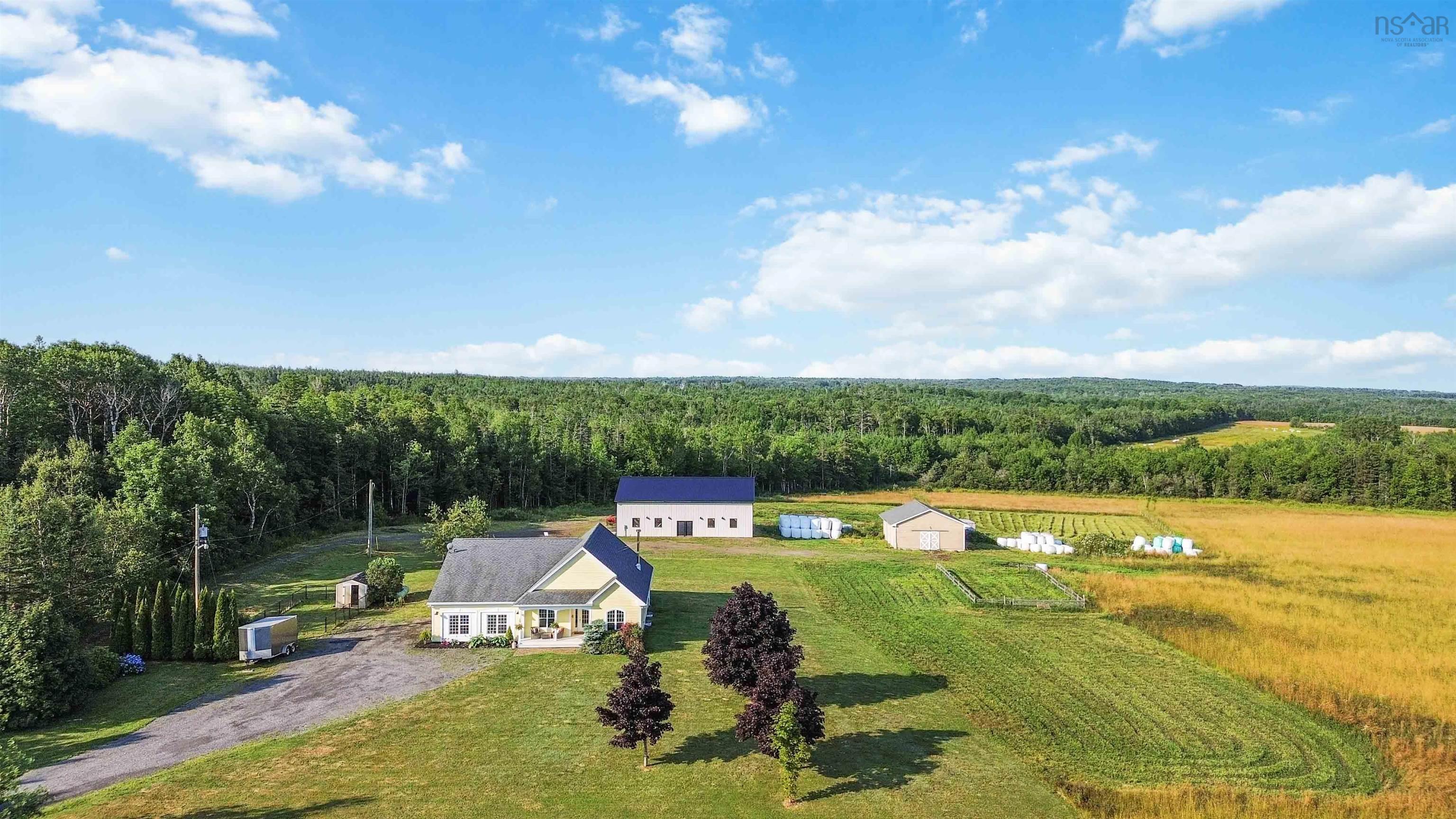 $1,275,000.00: 3419 Highway 359, Halls Harbour
