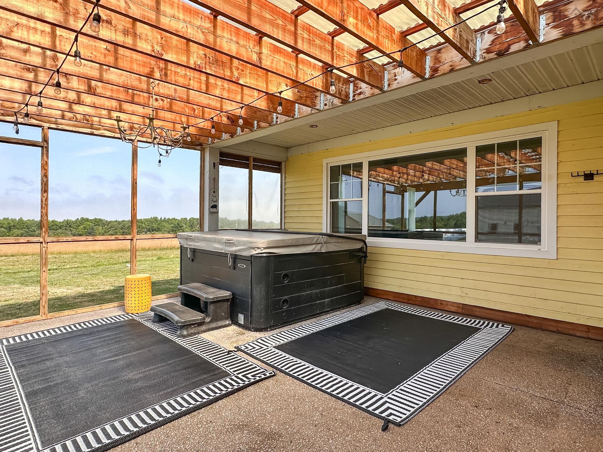 $1,275,000.00: 3419 Highway 359, Halls Harbour