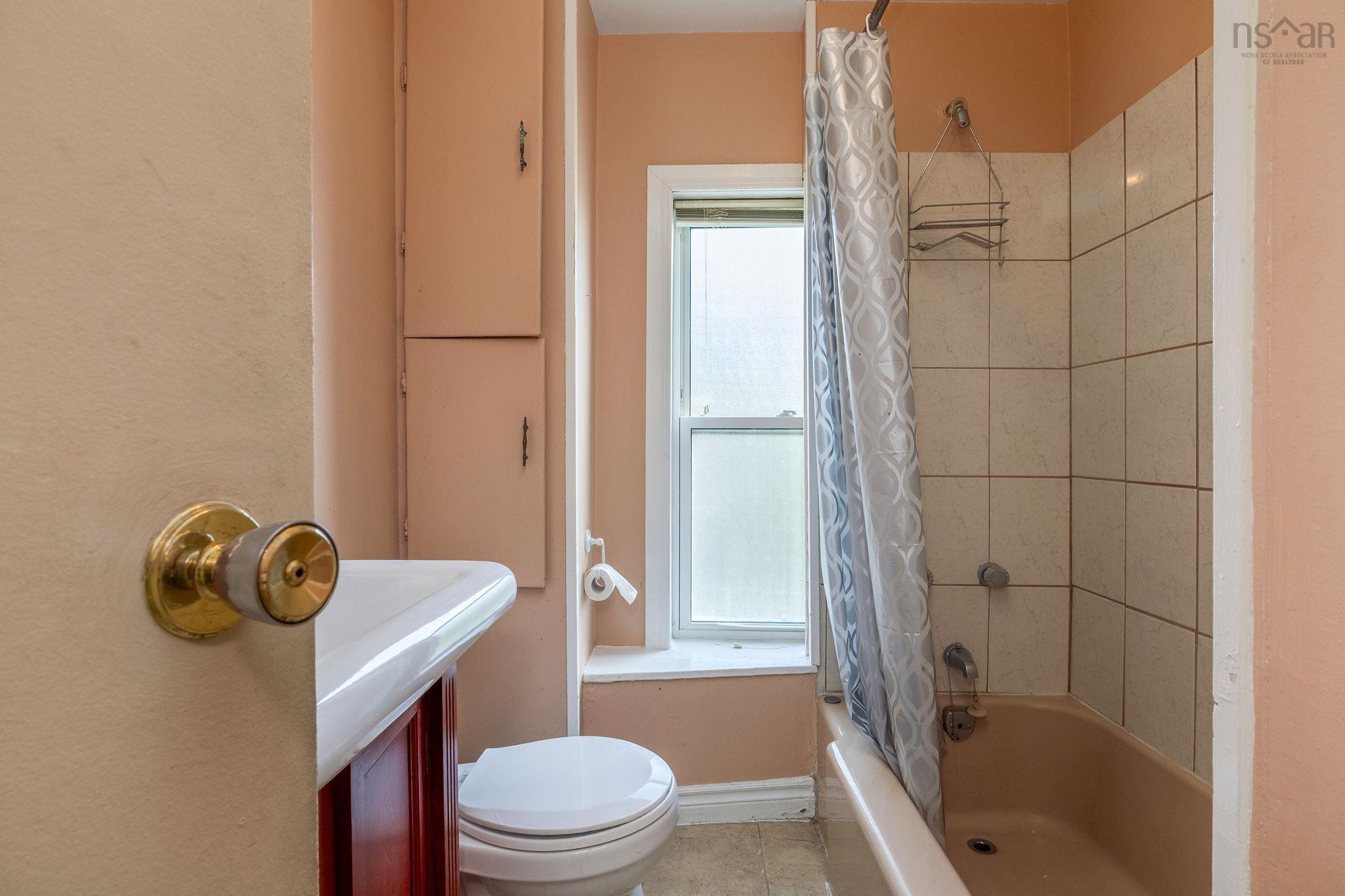 2576 Creighton Street, Halifax, NS (MLS 202524323)