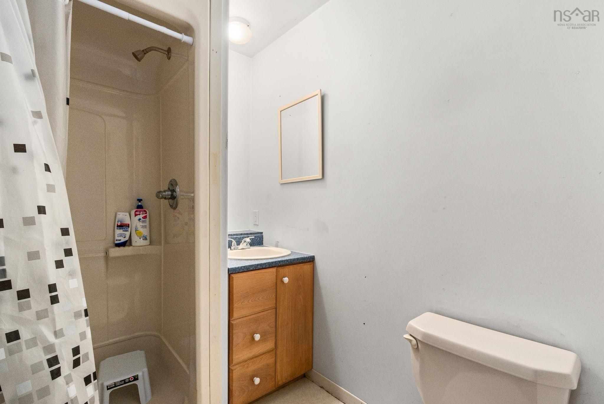 70 Hurricane Lane, Eastern Passage, NS (MLS 202524353)