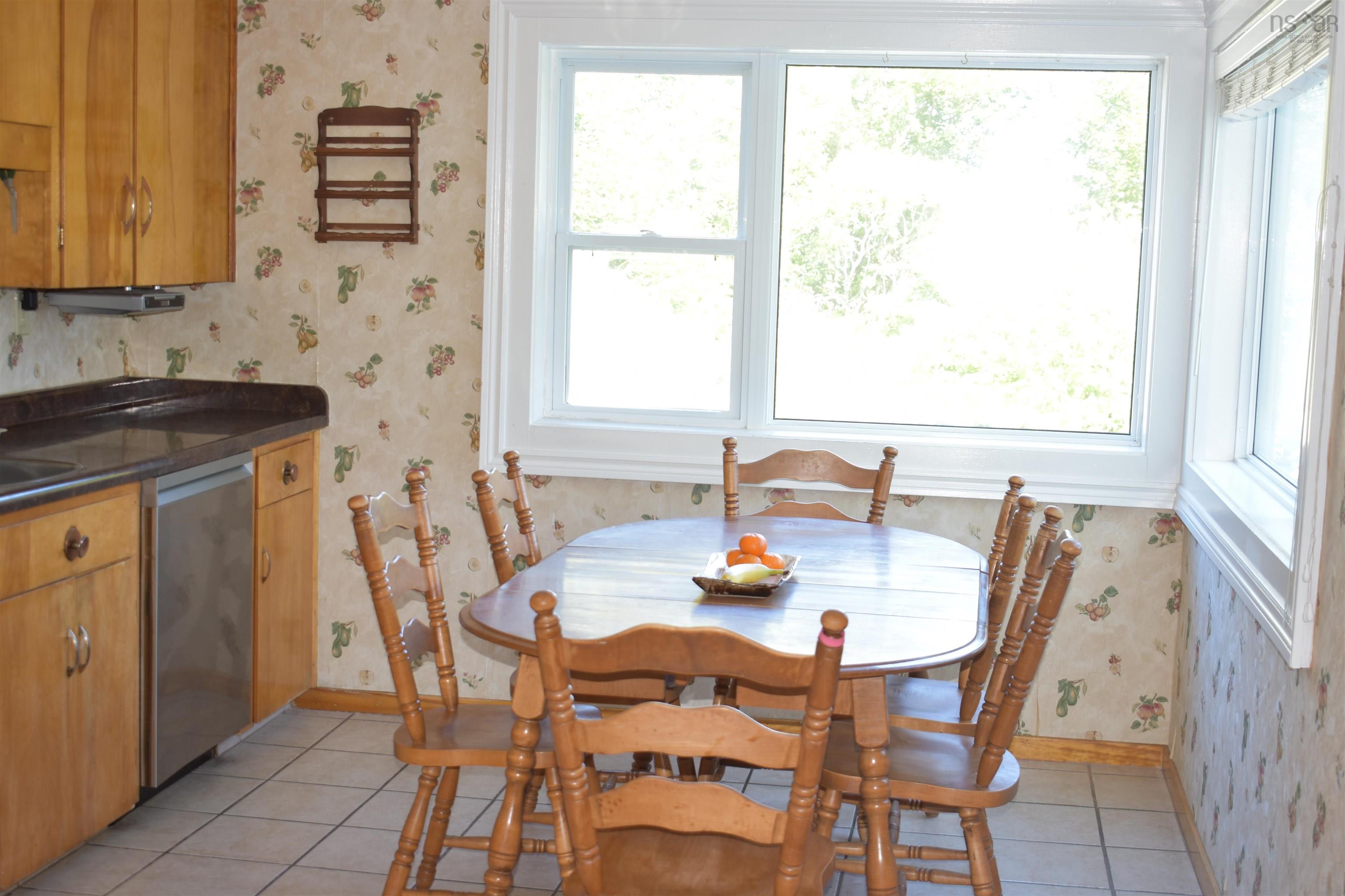 112 Bristol Avenue, Liverpool, NS (MLS 202524380)