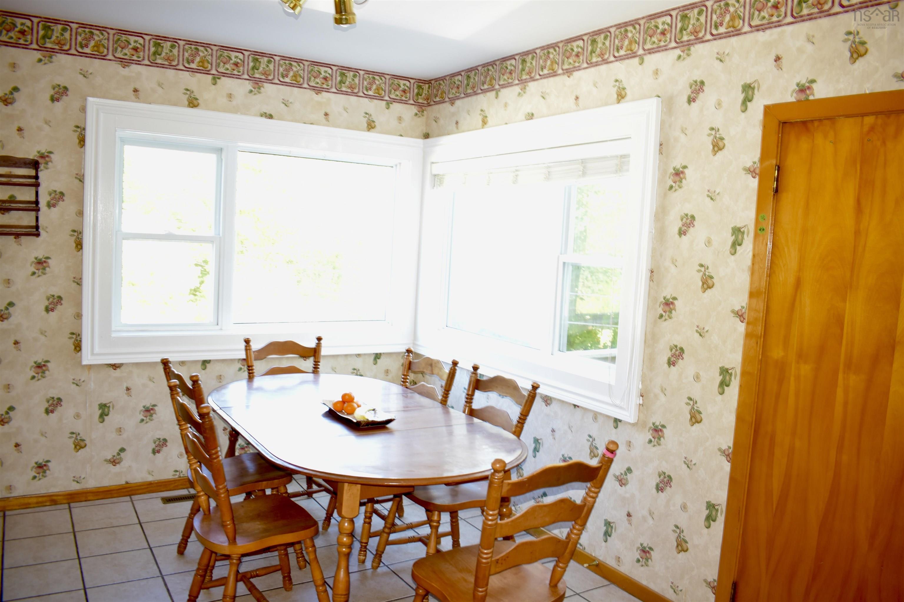 112 Bristol Avenue, Liverpool, NS (MLS 202524380)