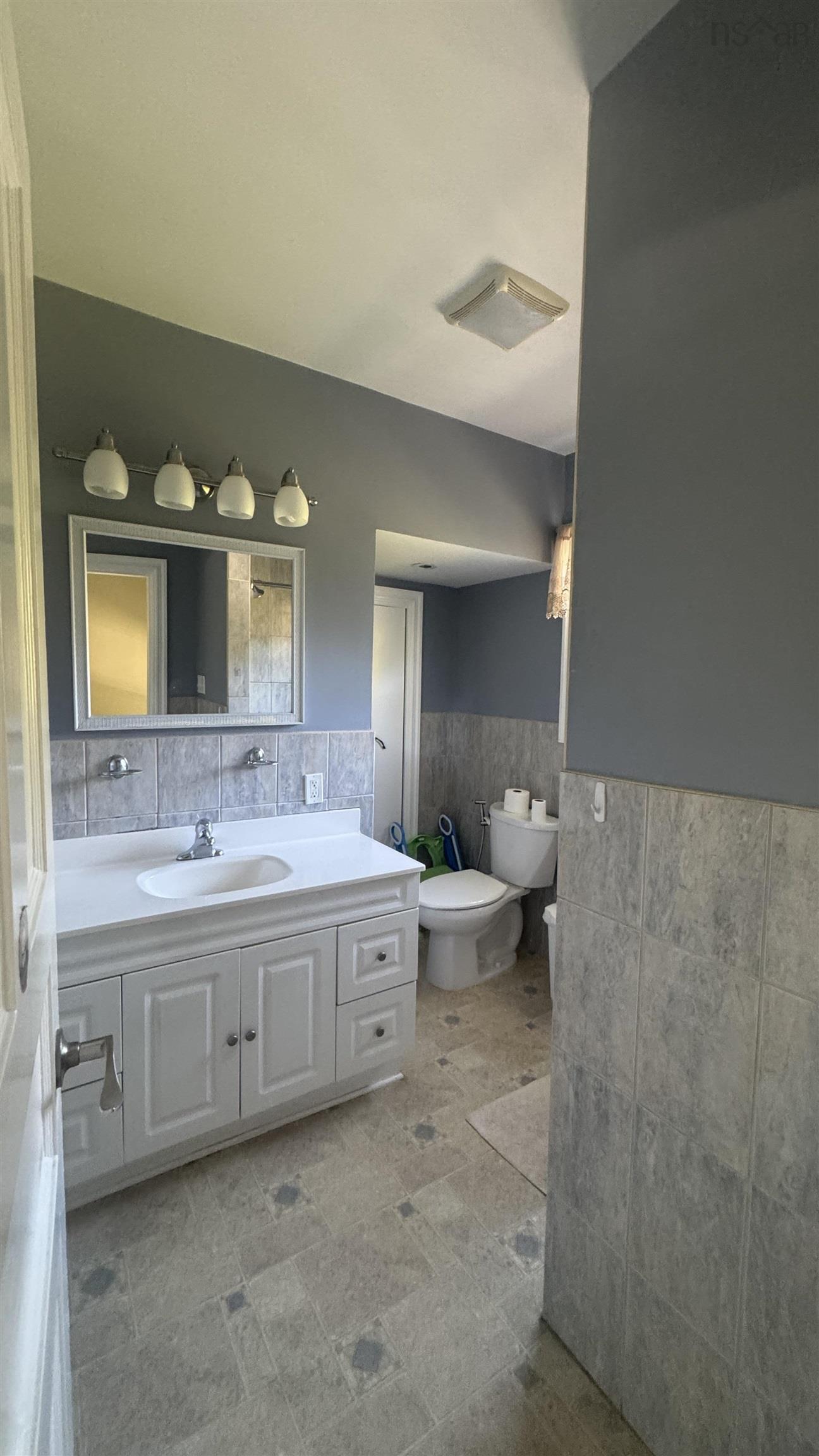 112 Bristol Avenue, Liverpool, NS (MLS 202524380)