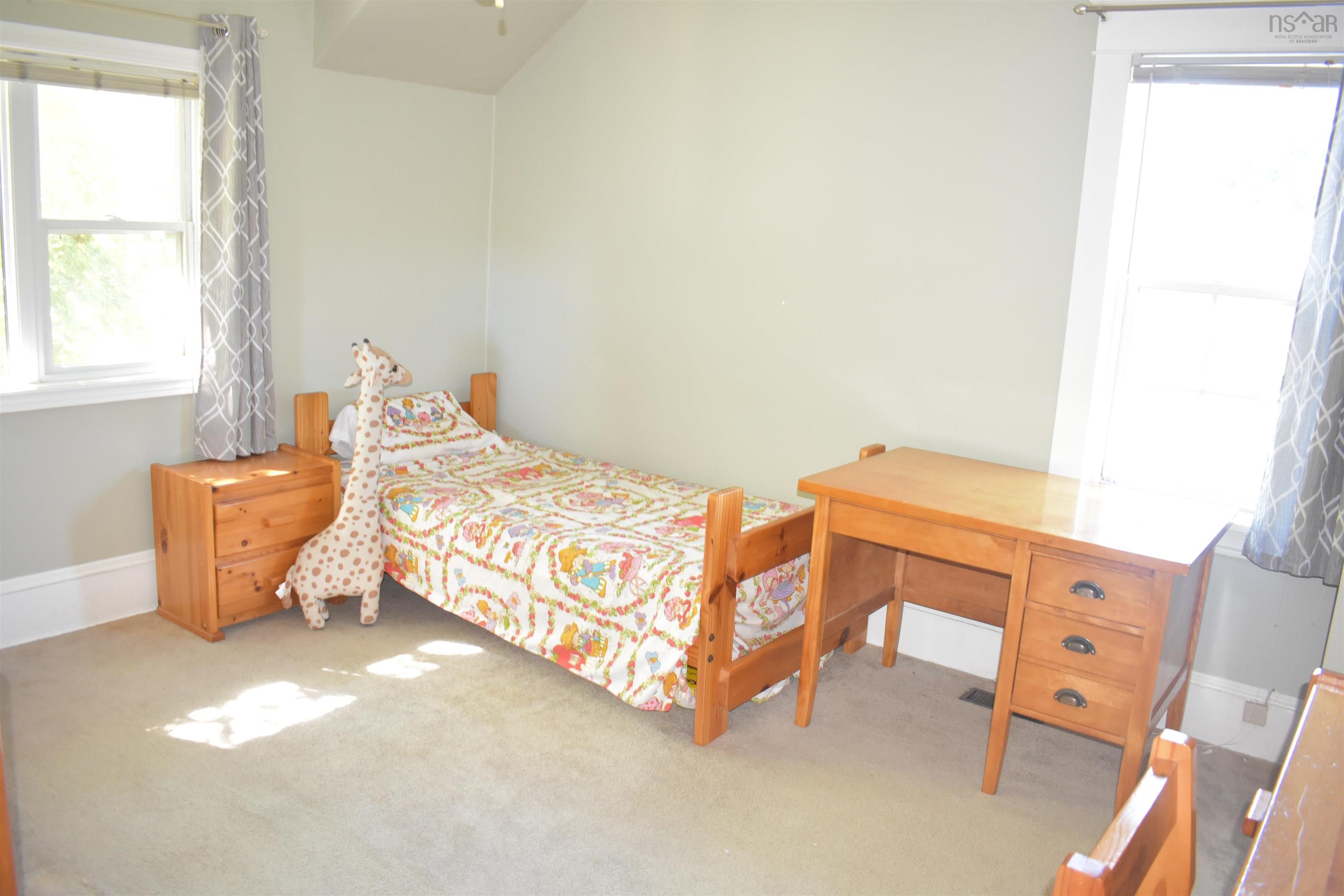 112 Bristol Avenue, Liverpool, NS (MLS 202524380)