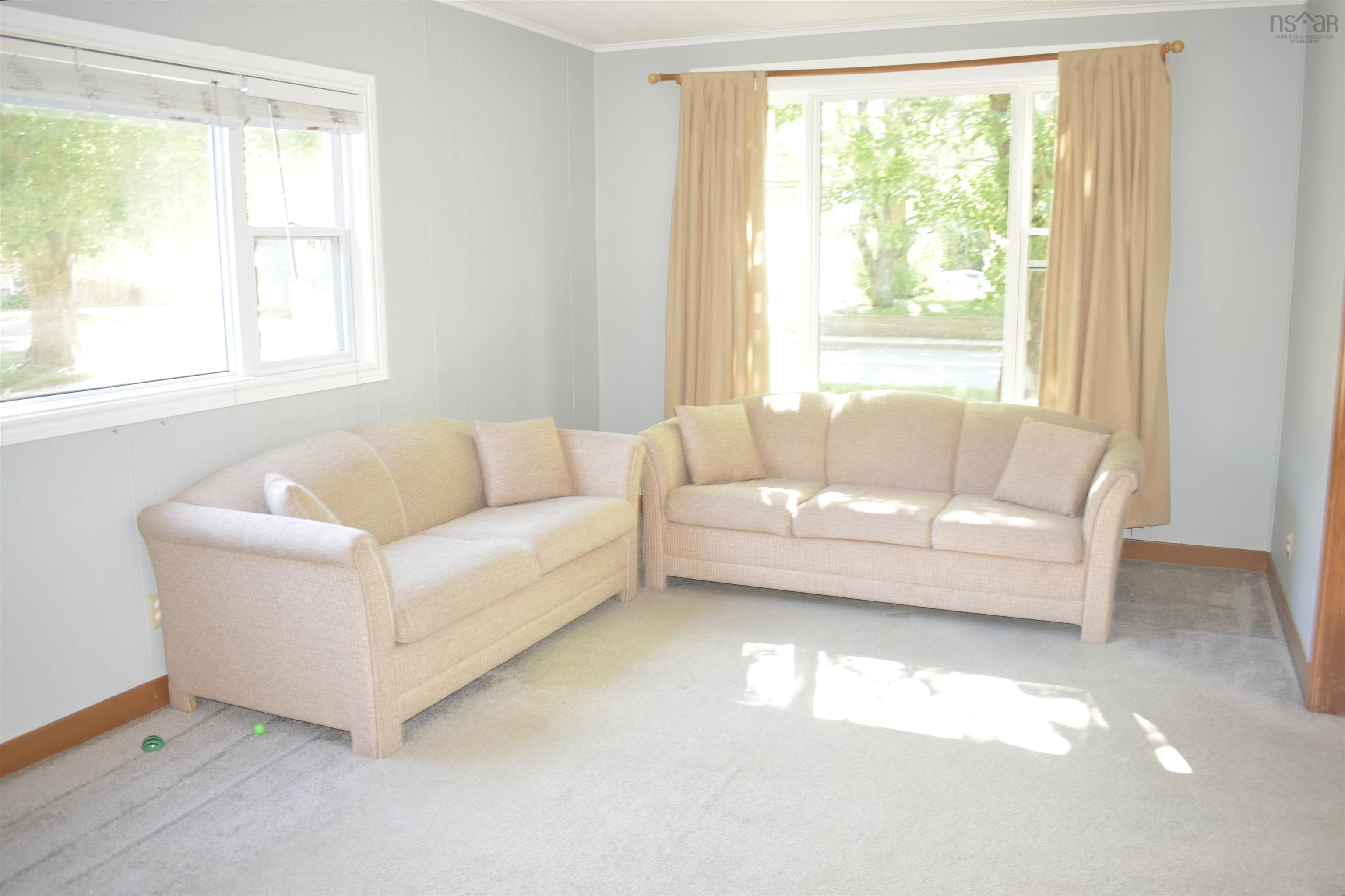 112 Bristol Avenue, Liverpool, NS (MLS 202524380)