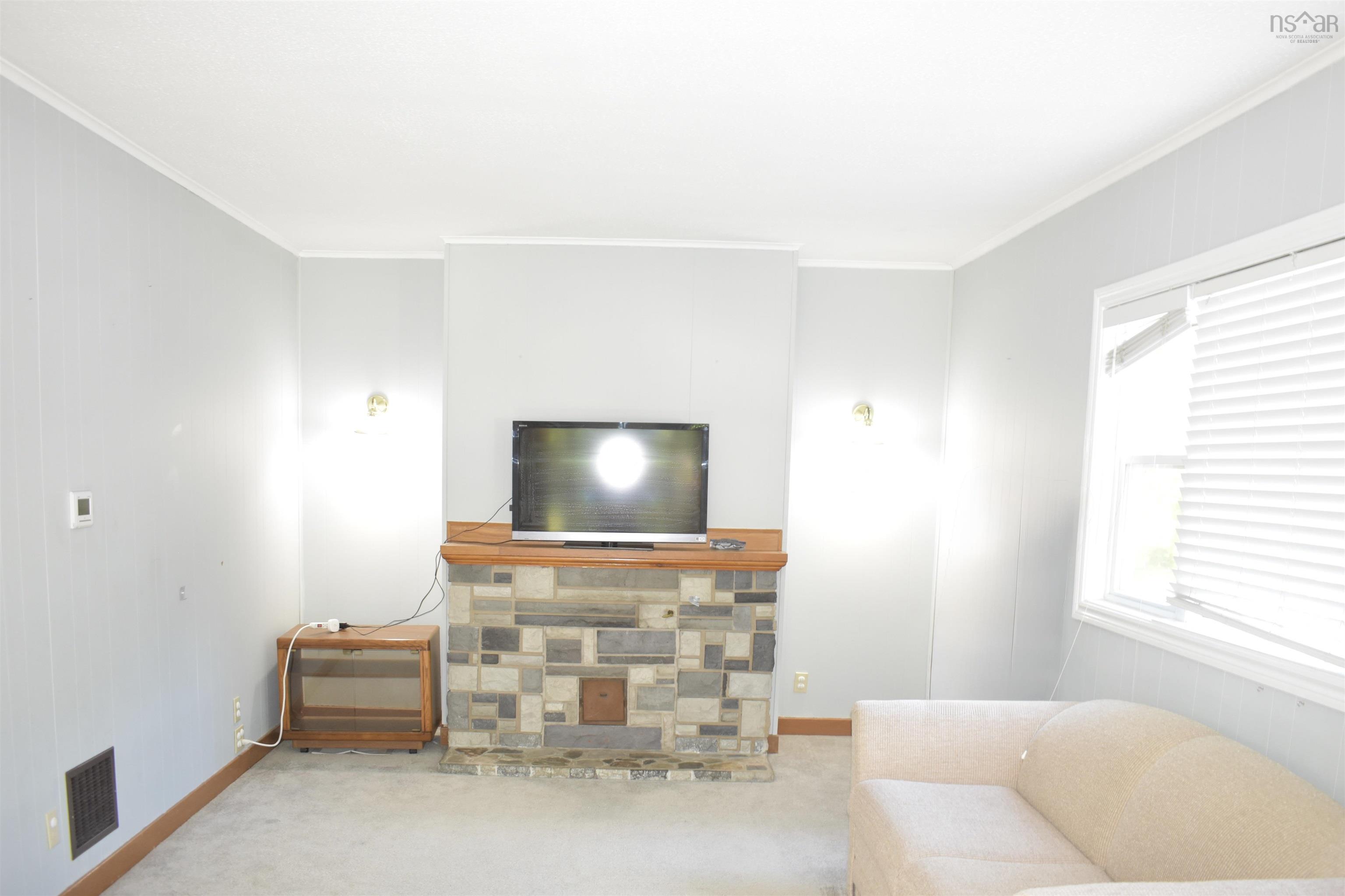 112 Bristol Avenue, Liverpool, NS (MLS 202524380)