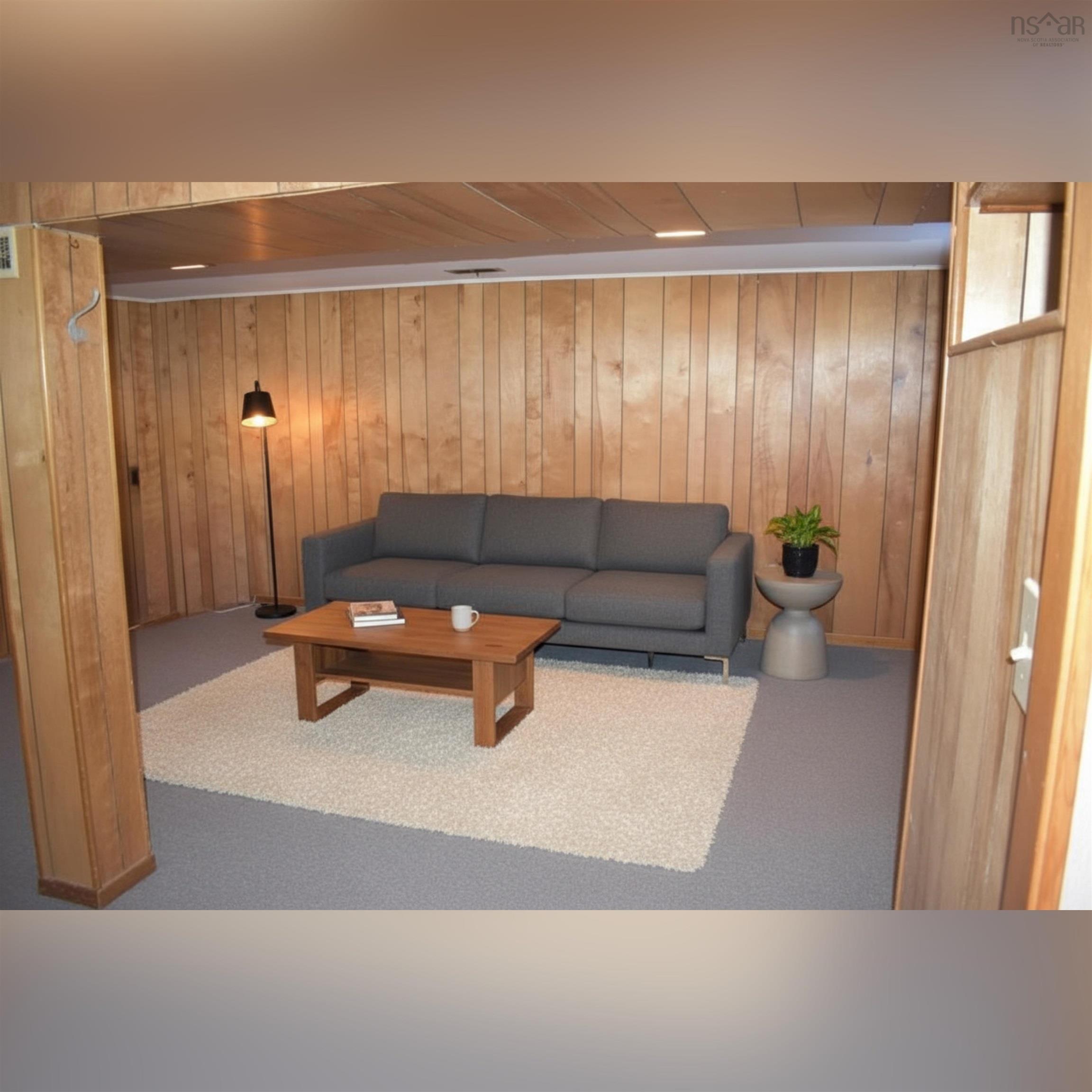 112 Bristol Avenue, Liverpool, NS (MLS 202524380)