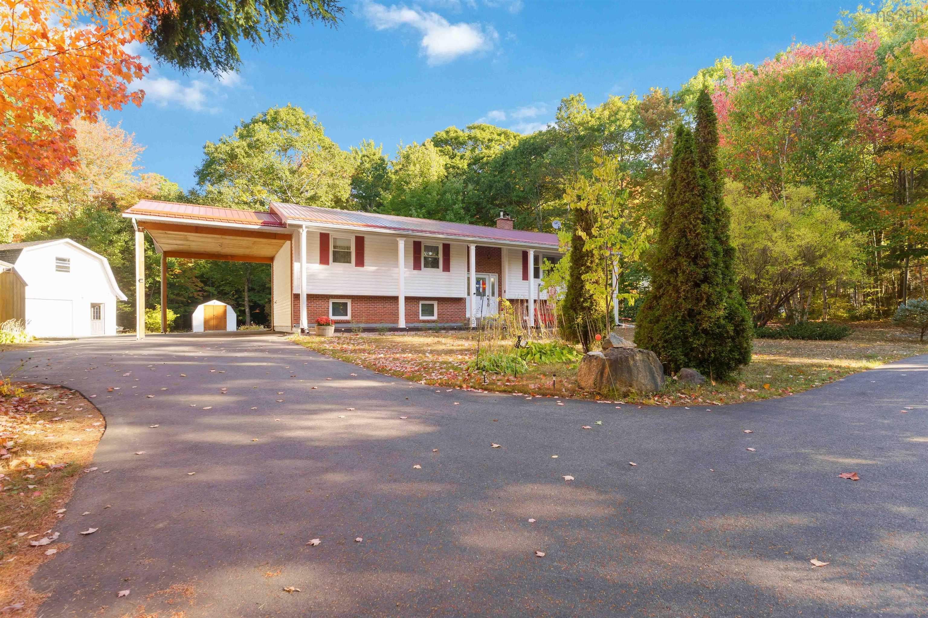 389 Hall Road, South Greenwood, NS (MLS® 202524421)