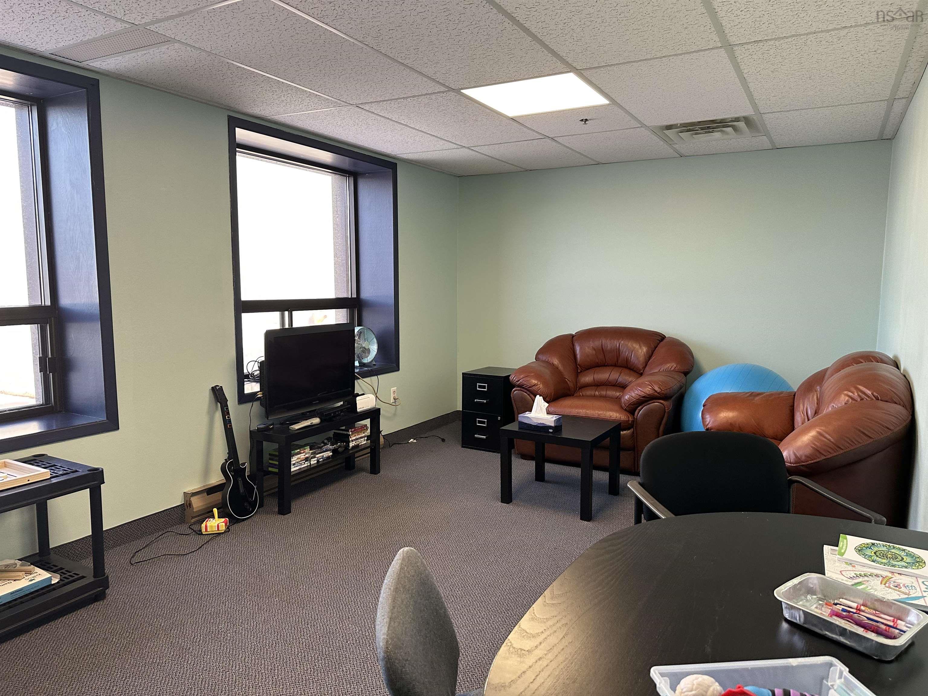$2,999,999.00: 196 Glasgow Street, New Glasgow