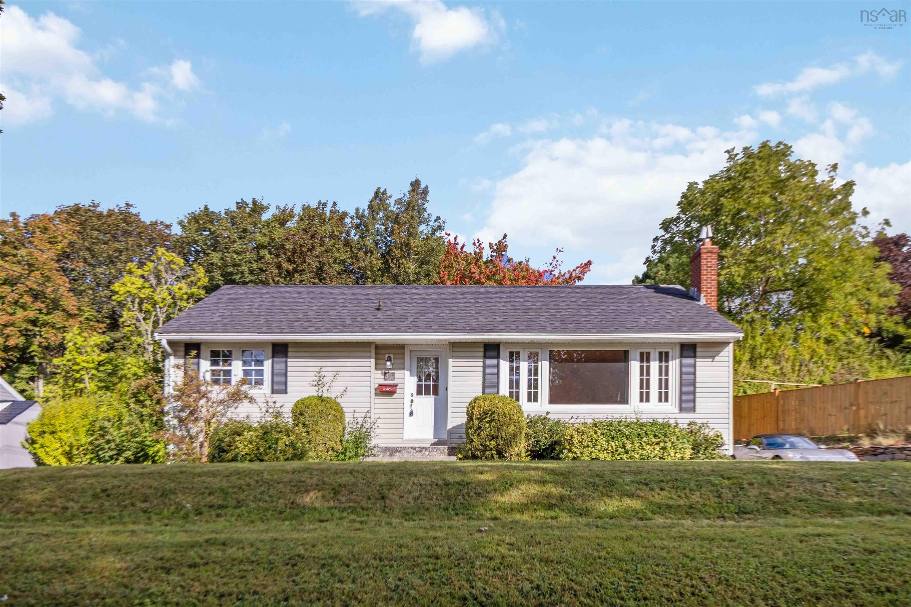 12 Elizabeth Street, Dartmouth, NS (MLS® 202524471)