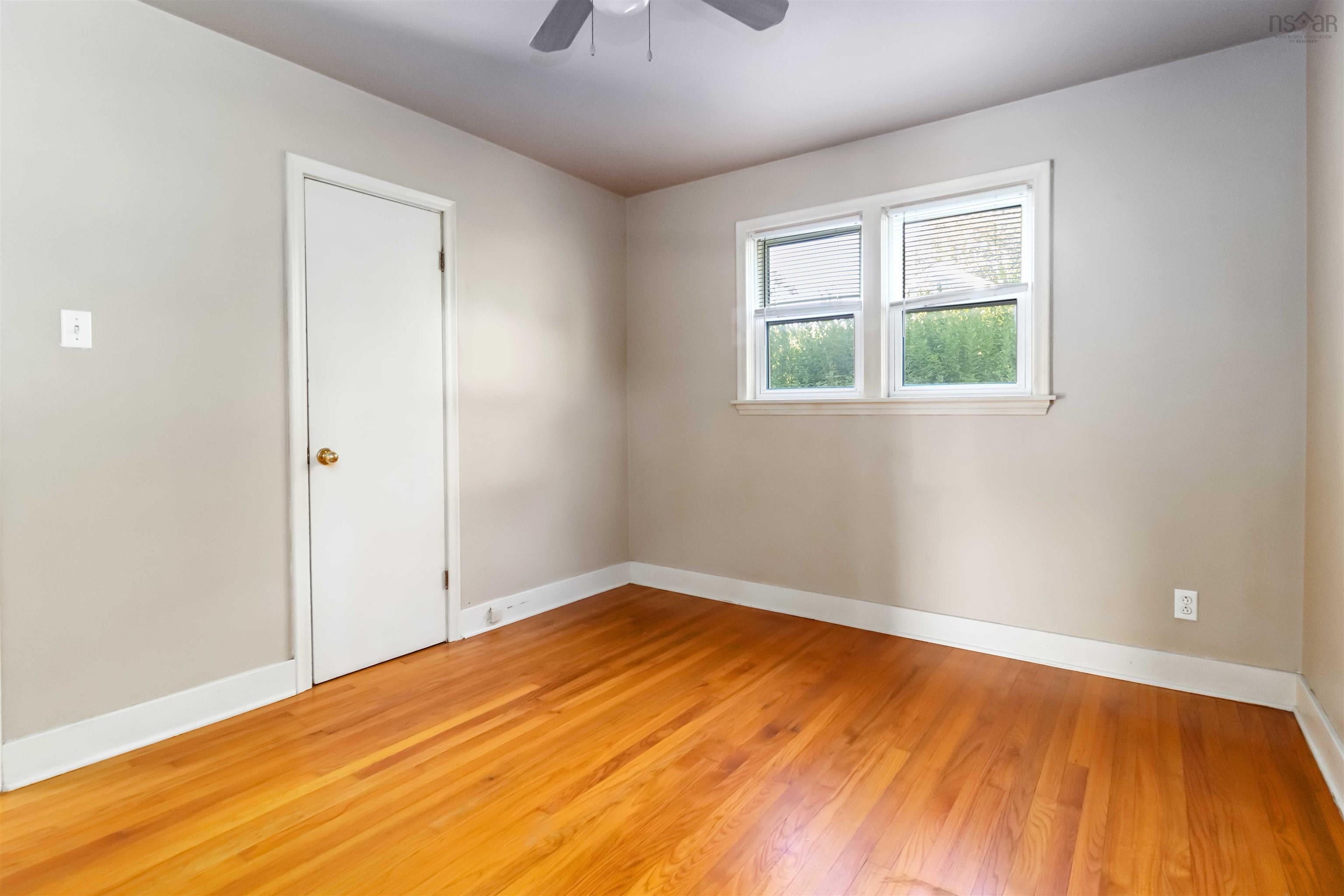 12 Elizabeth Street, Dartmouth, NS (MLS 202524471)