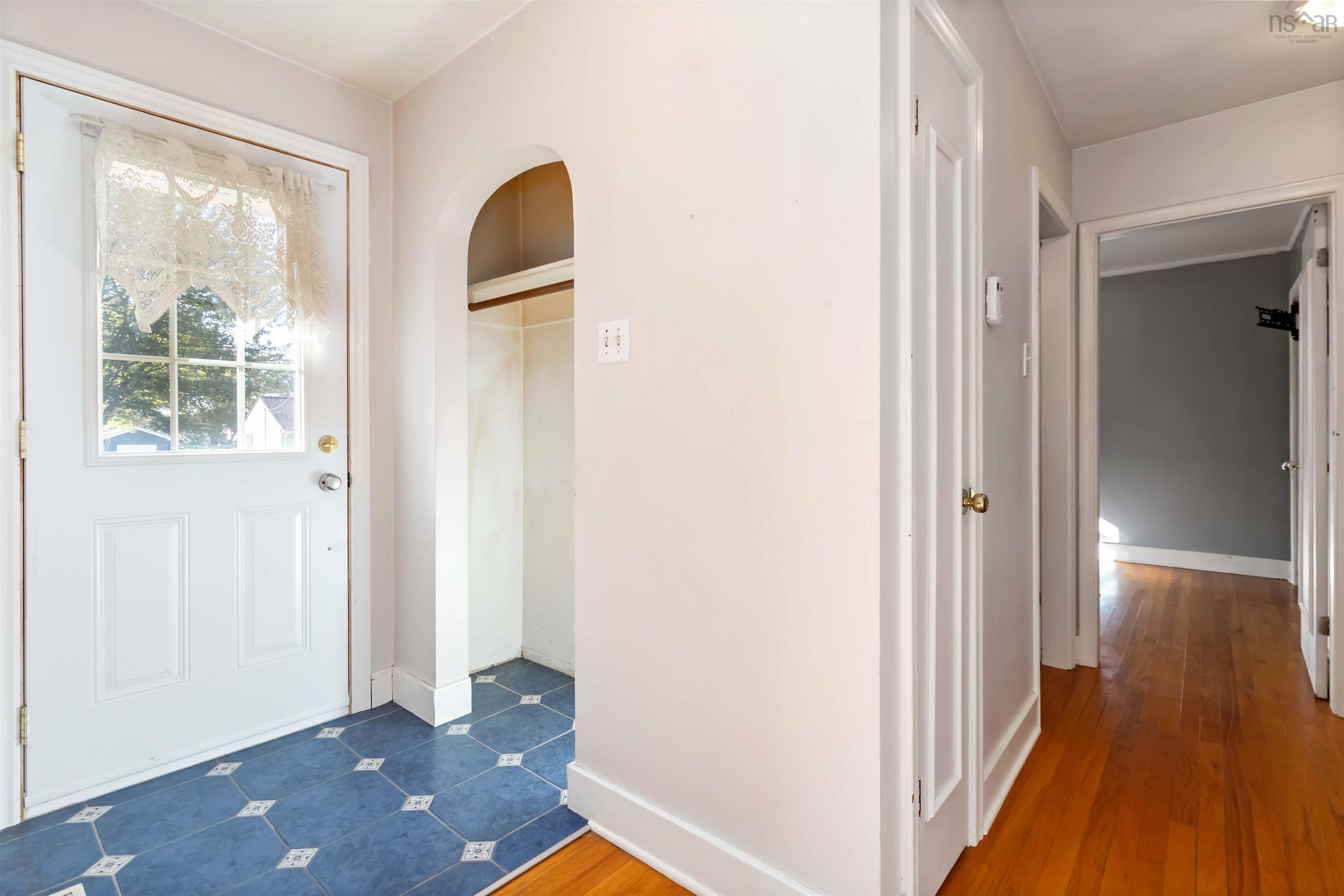 12 Elizabeth Street, Dartmouth, NS (MLS 202524471)