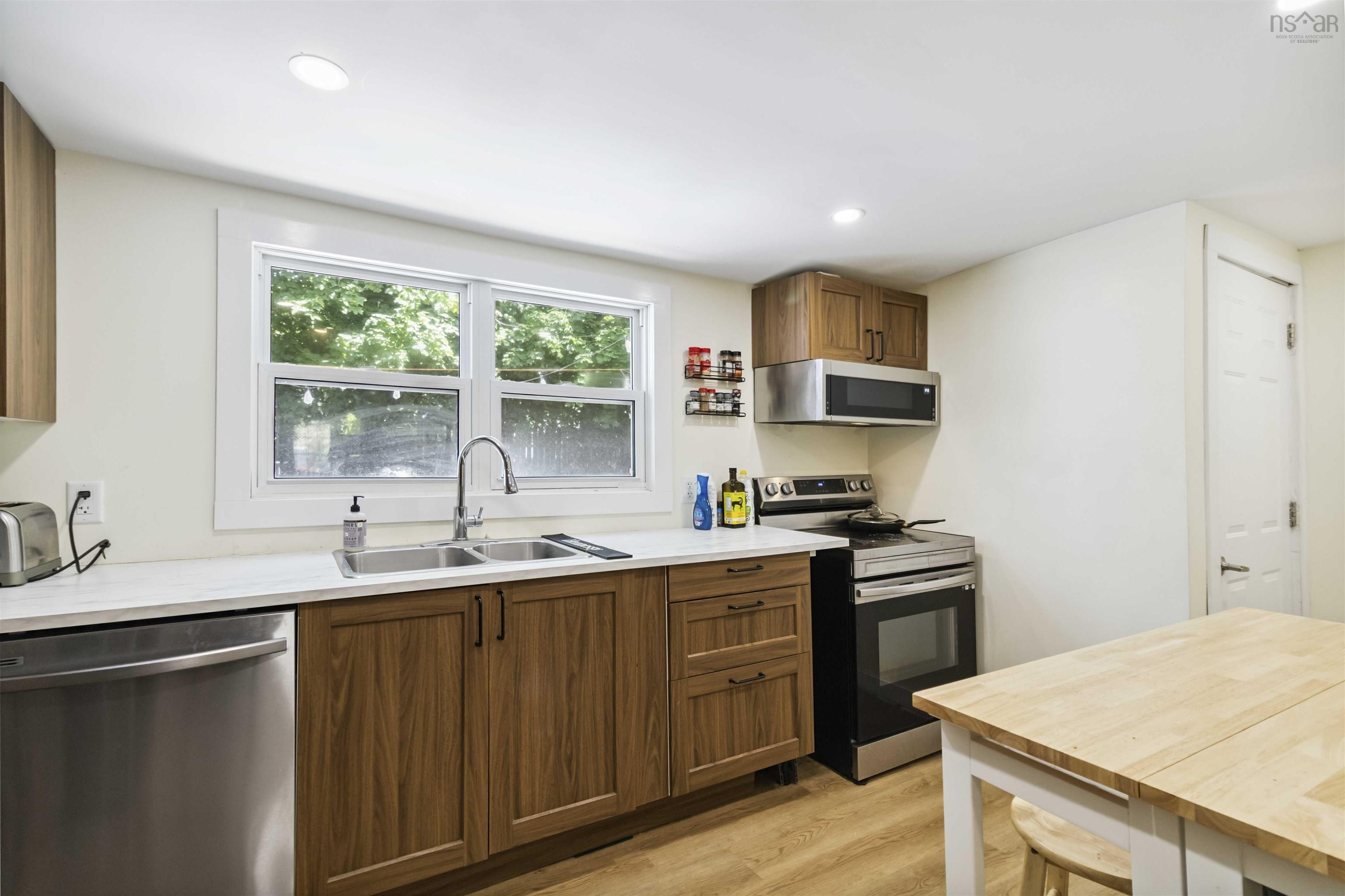 2097 2099 2099a Oxford Street, Halifax, NS (MLS 202524475)