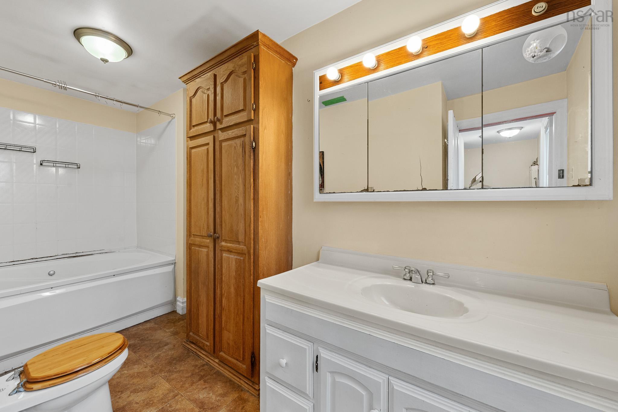 6135 North Street, Halifax, NS (MLS 202524637)