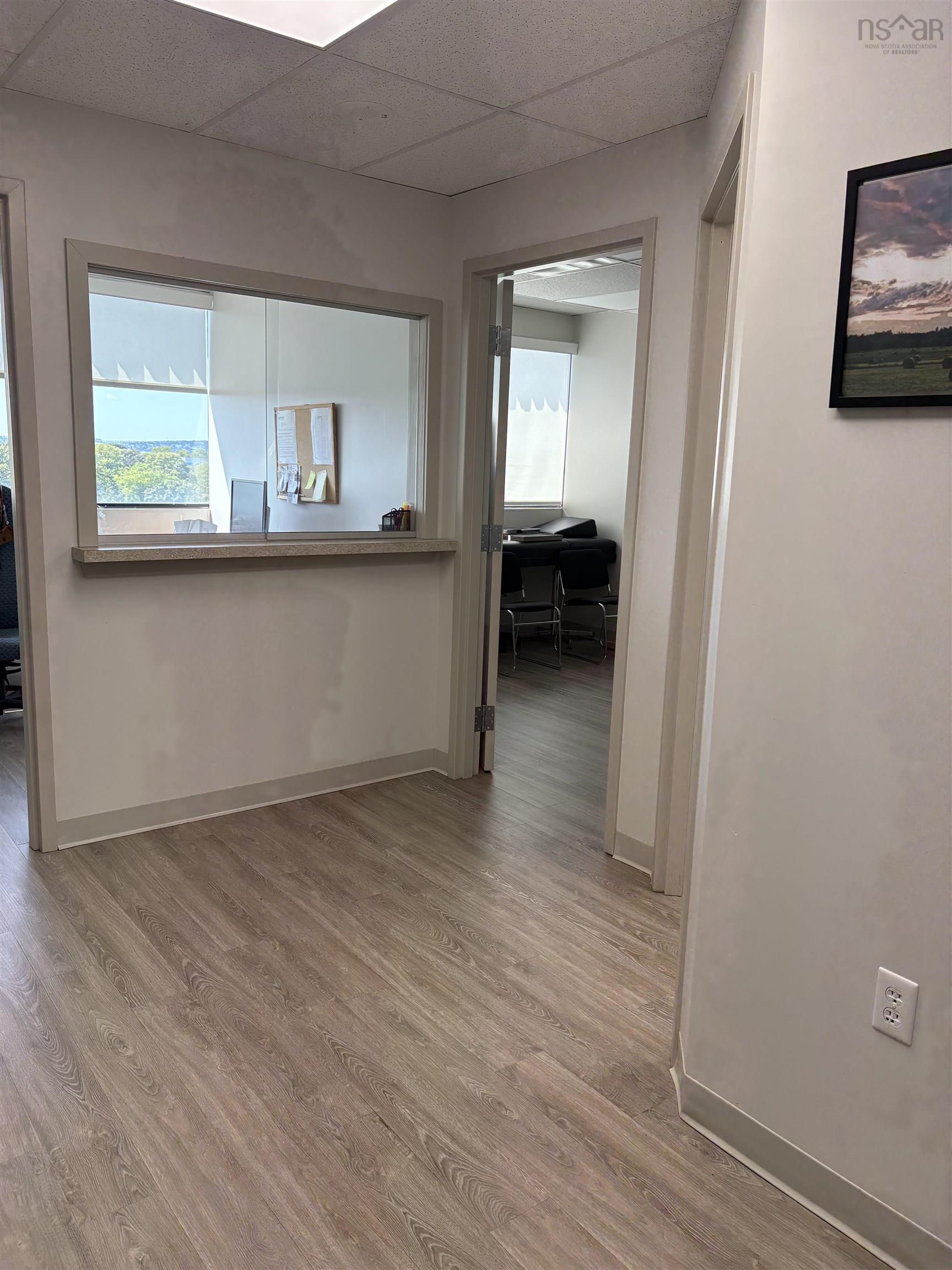 805 5991 Spring Garden Road, Halifax, NS (MLS 202524653)