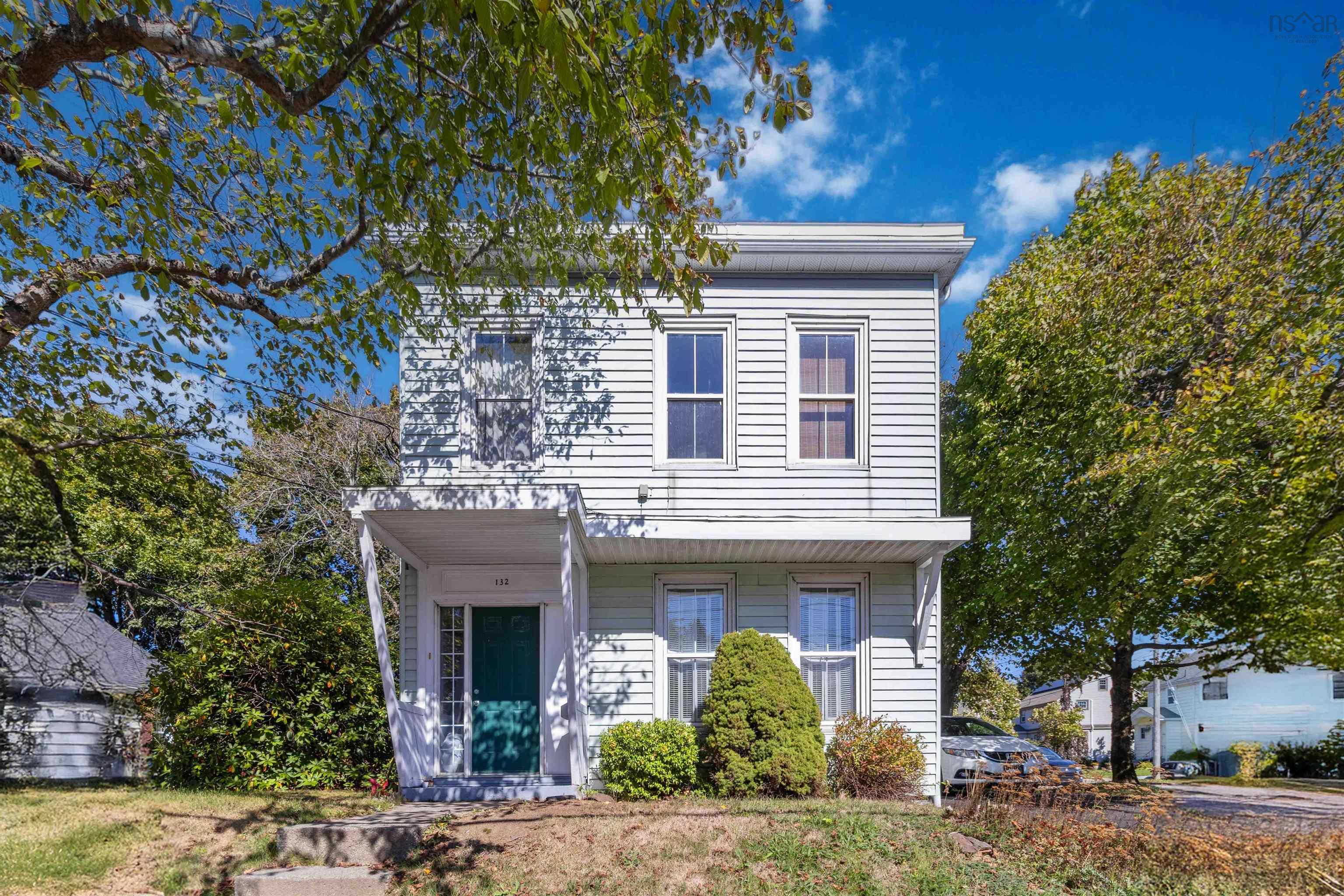 132 Victoria Road, Dartmouth, NS (MLS 202524692)