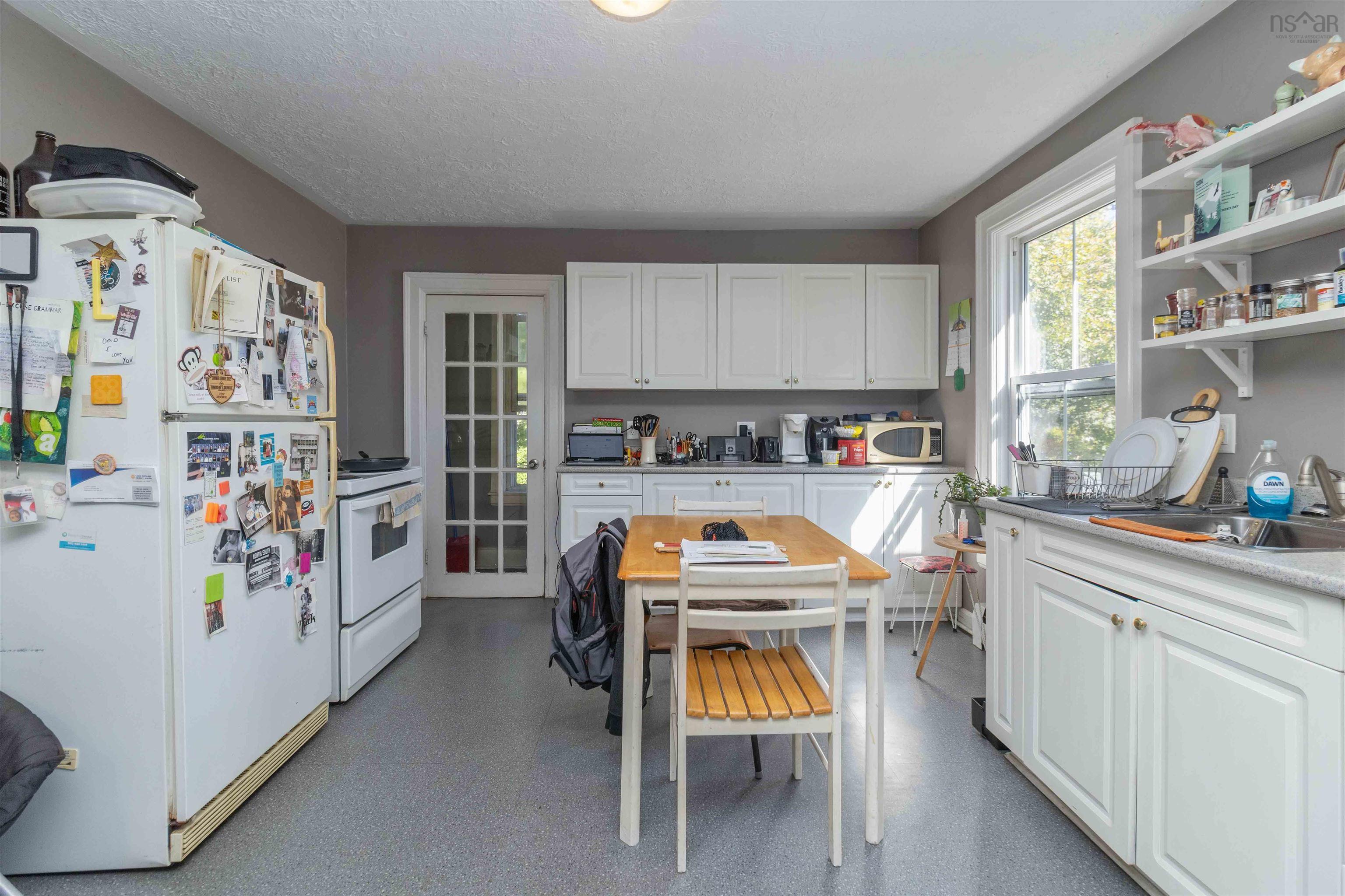 132 Victoria Road, Dartmouth, NS (MLS 202524692)