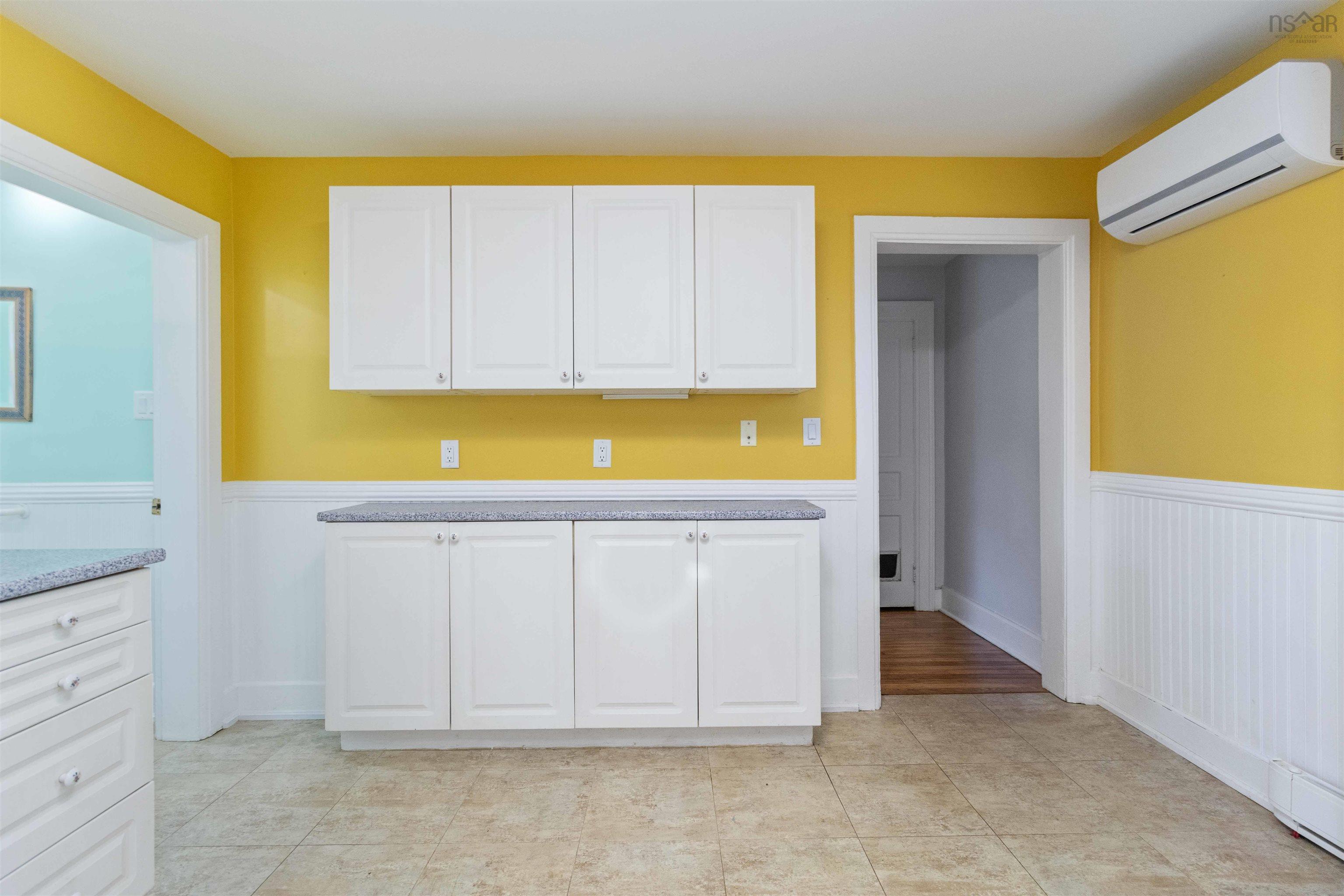 132 Victoria Road, Dartmouth, NS (MLS 202524692)