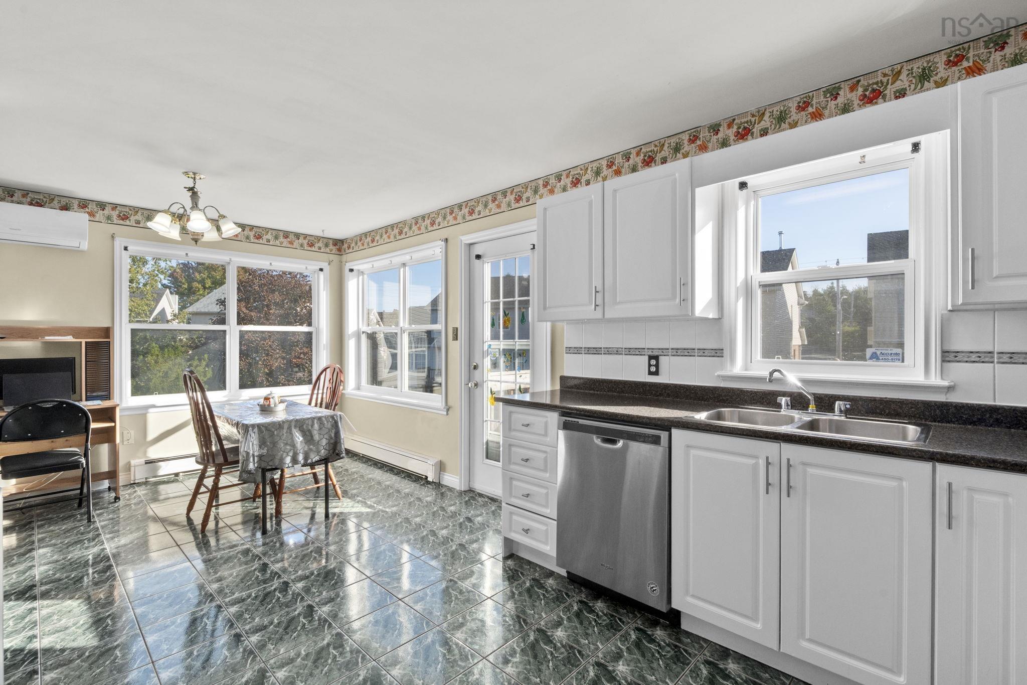 14 Suffolk Close, Halifax, NS (MLS 202524821)