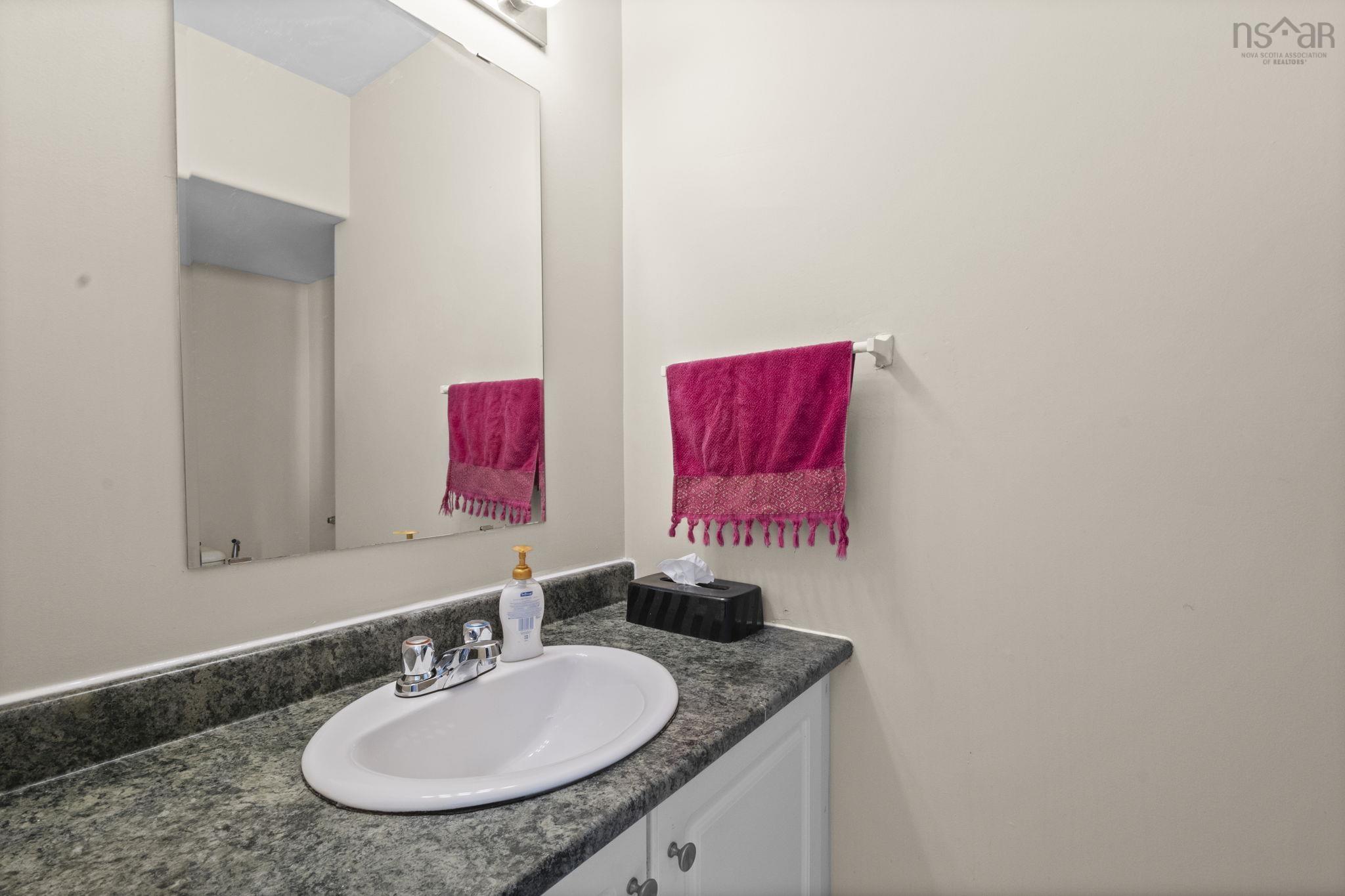 14 Suffolk Close, Halifax, NS (MLS 202524821)