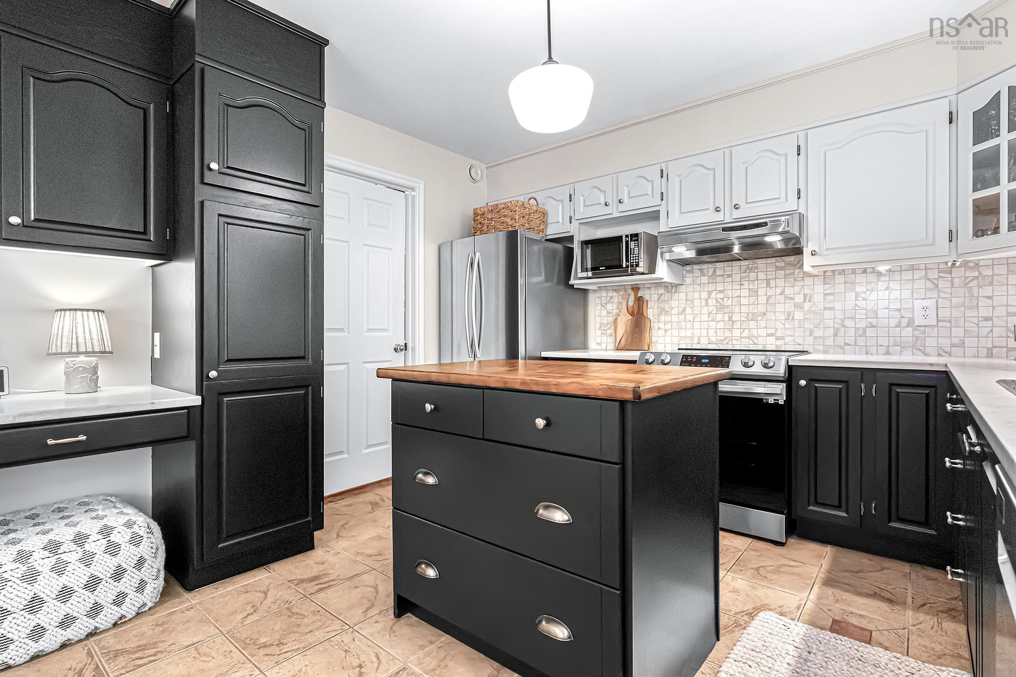 32 Auburn Drive, Dartmouth, NS (MLS 202524833)