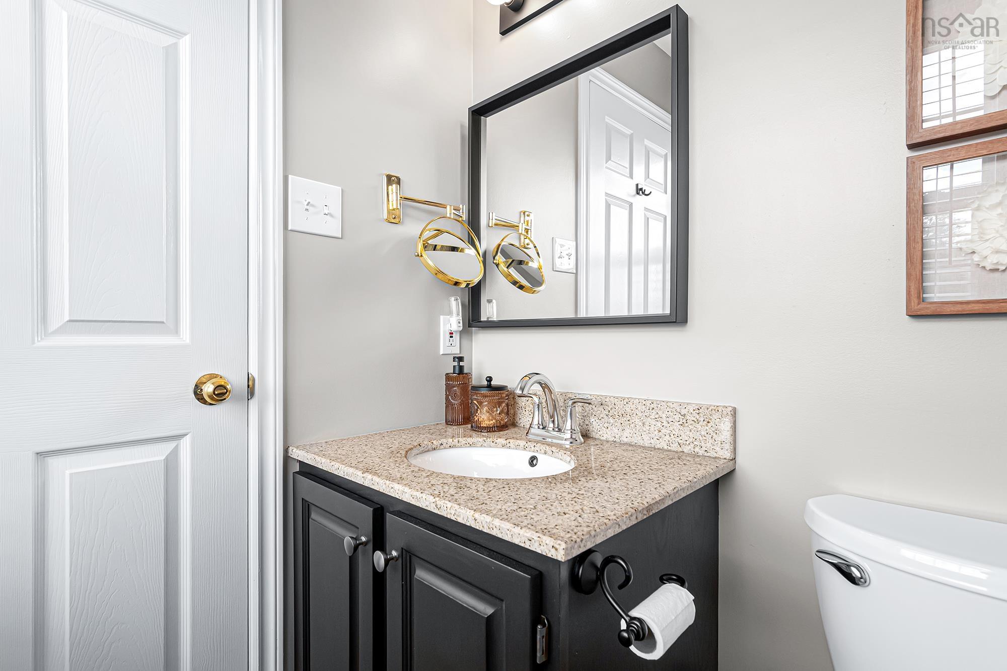 32 Auburn Drive, Dartmouth, NS (MLS 202524833)