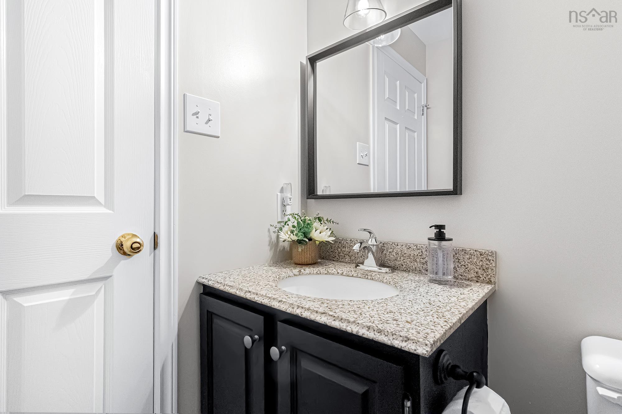 32 Auburn Drive, Dartmouth, NS (MLS 202524833)