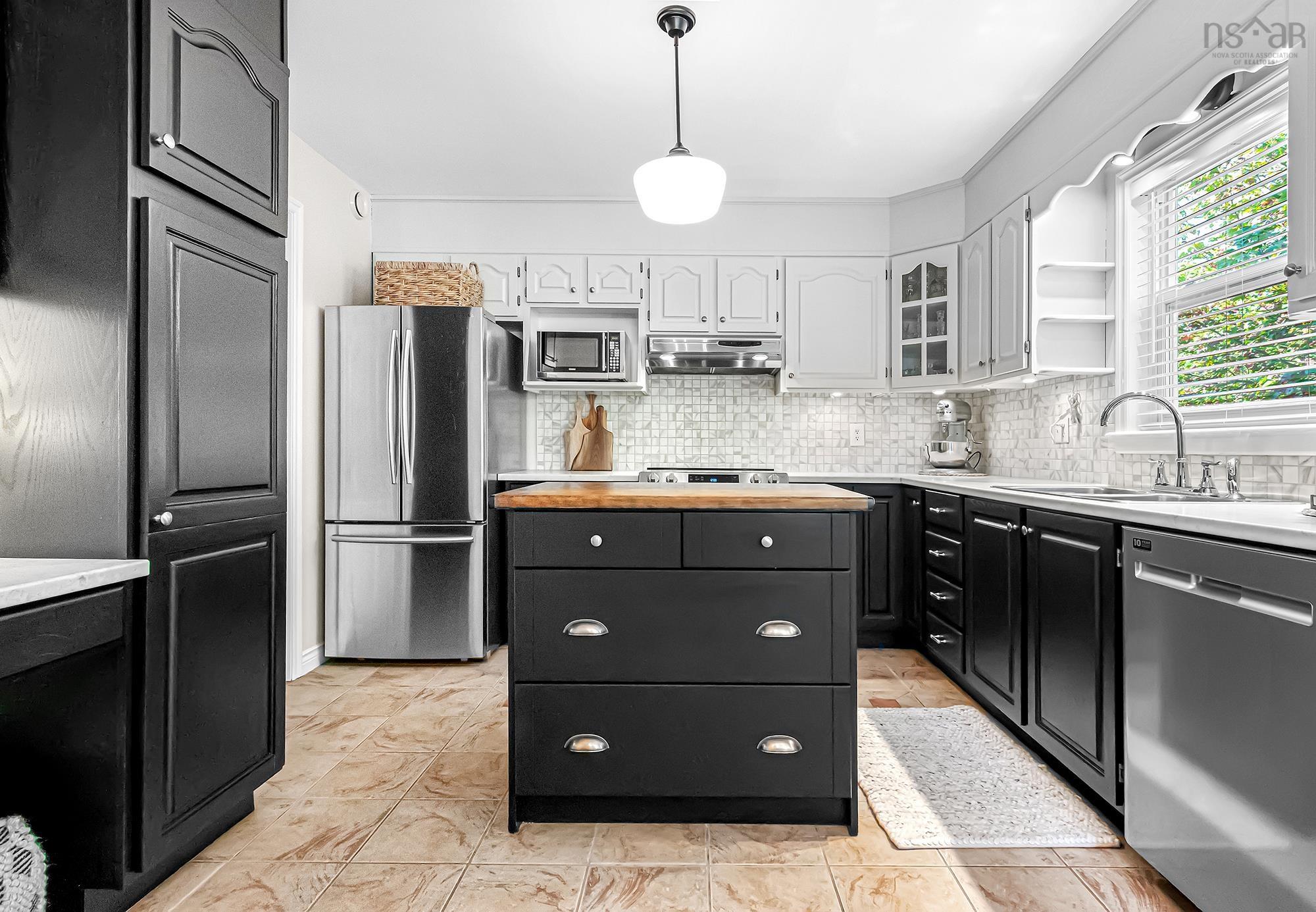 32 Auburn Drive, Dartmouth, NS (MLS 202524833)