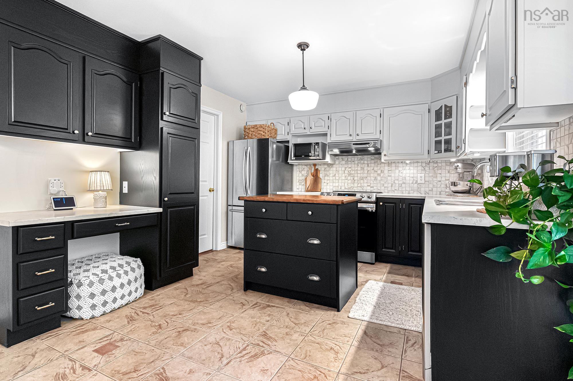 32 Auburn Drive, Dartmouth, NS (MLS 202524833)