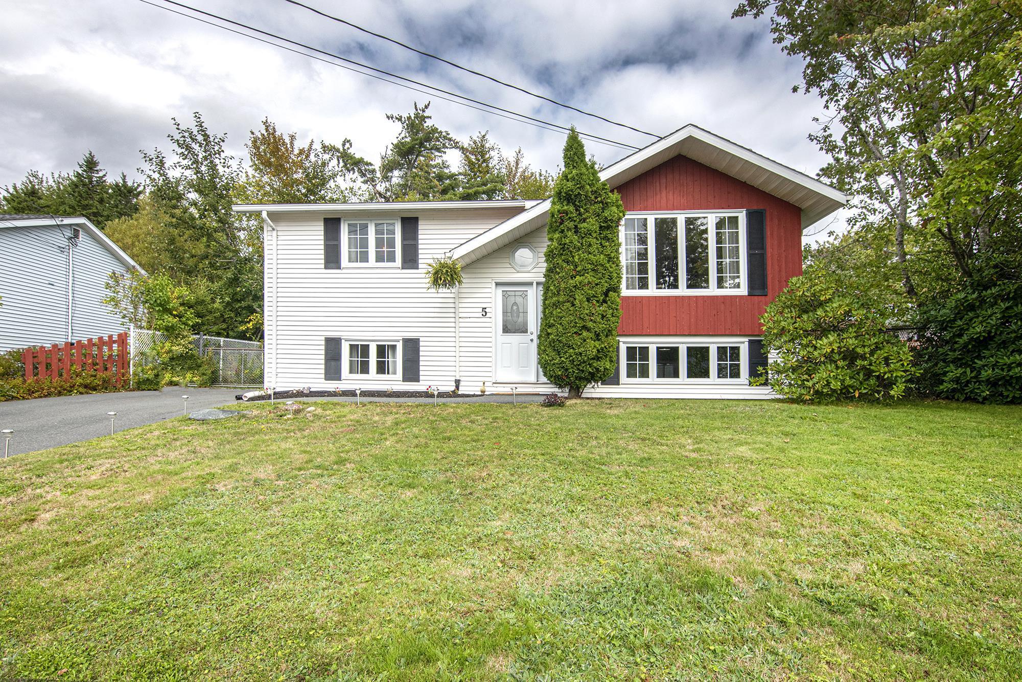 5 Silistria Drive, Dartmouth, NS (MLS® 202524886)