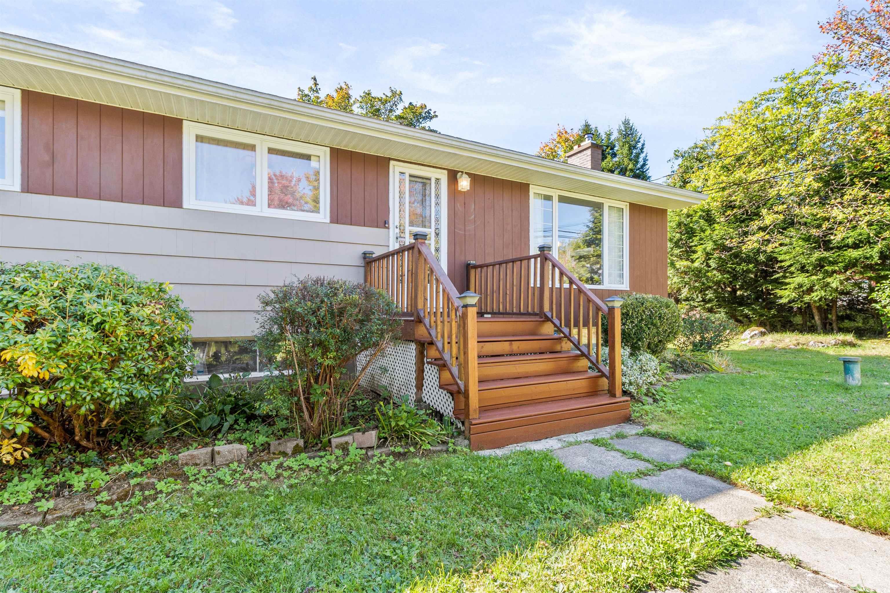 1059 Fall River Road, Fall River, NS (MLS 202524898)