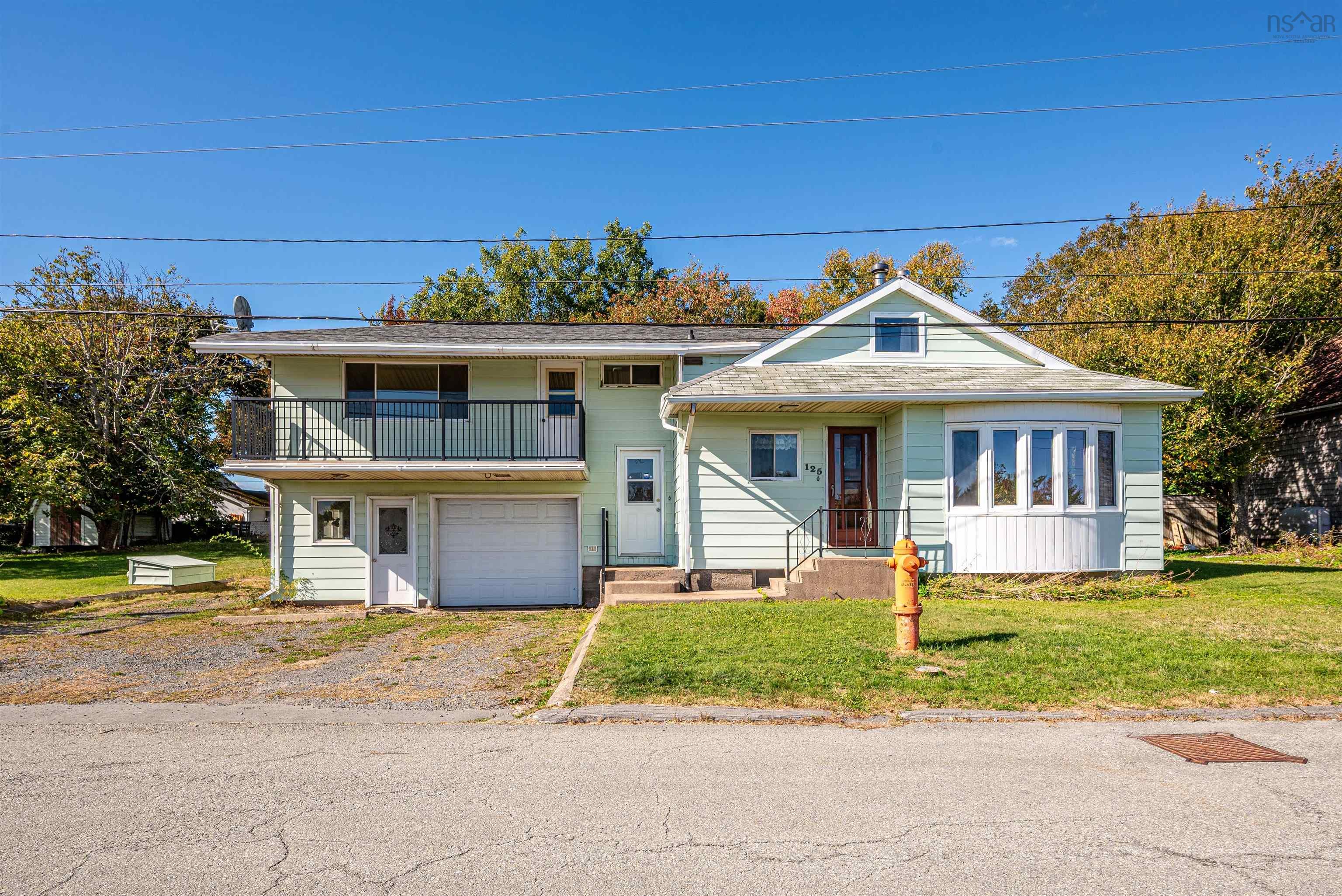 125 School Avenue, Fairview, NS (MLS® 202524900)