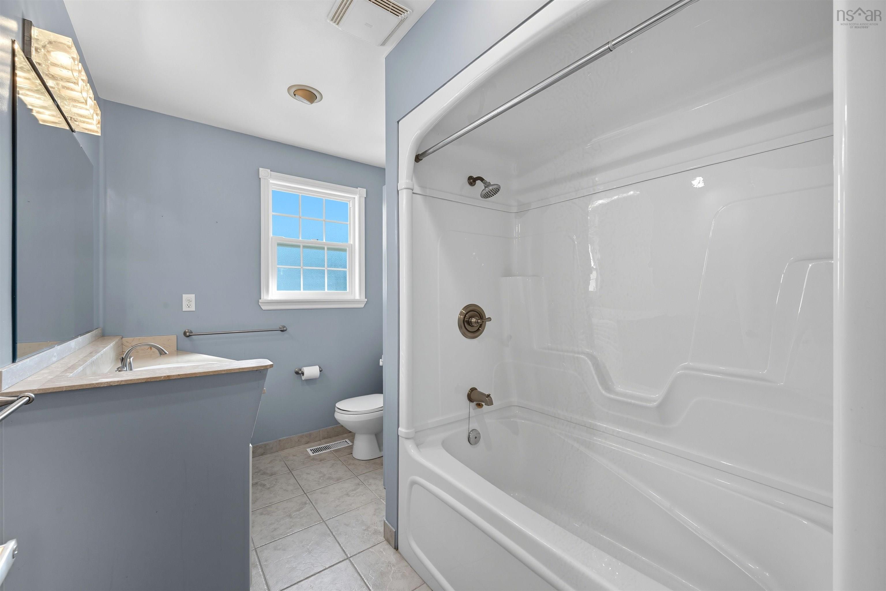 206 Lakeview Road, Lakeview, NS (MLS 202524902)