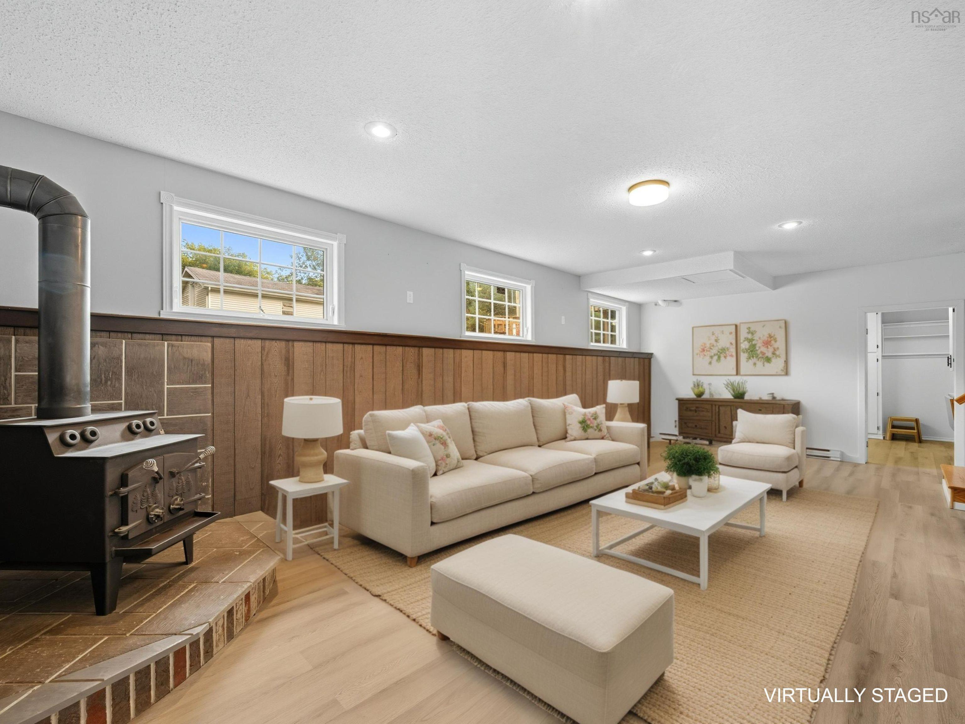 206 Lakeview Road, Lakeview, NS (MLS 202524902)