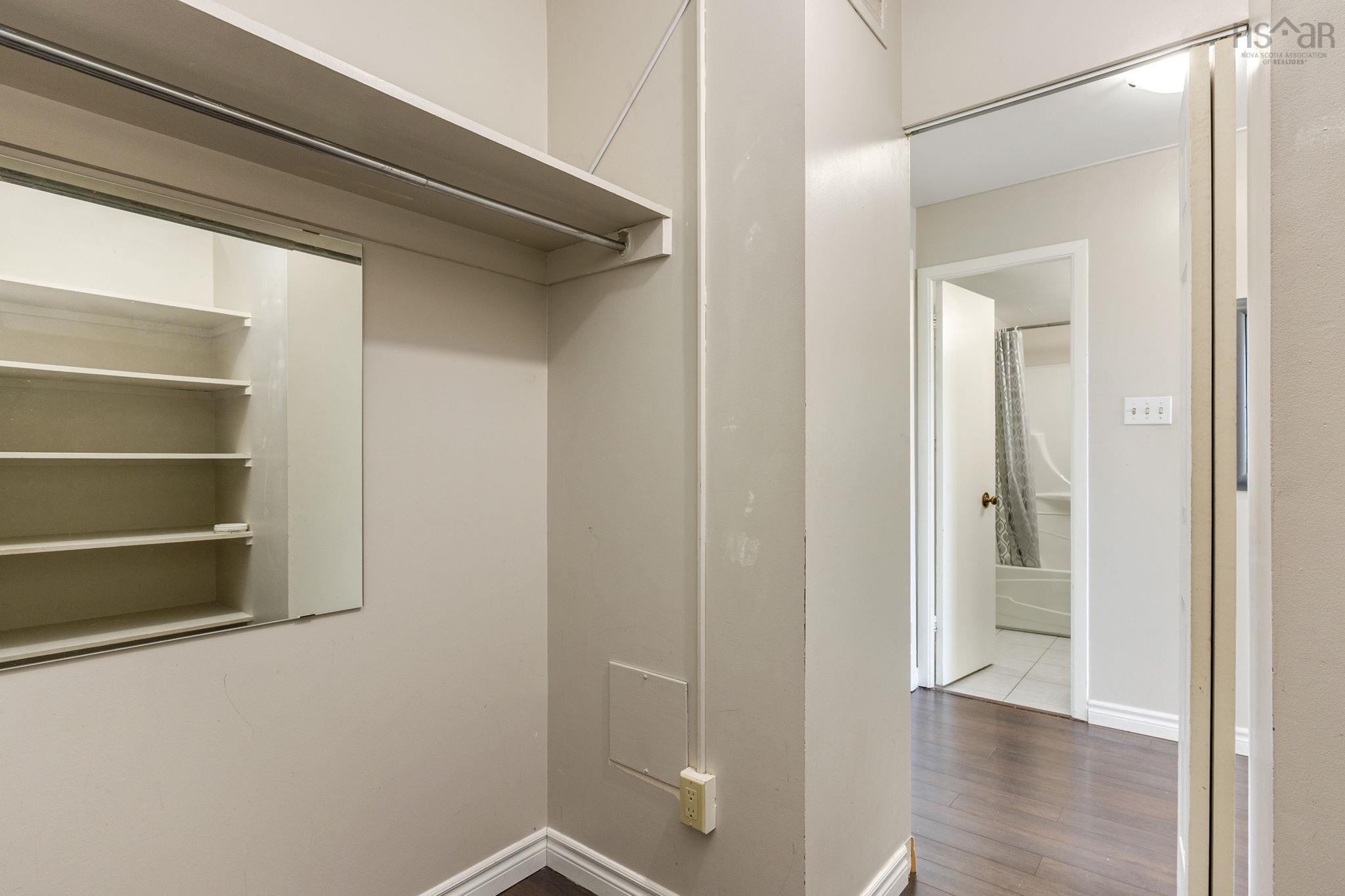 1005 5959 Spring Garden Road, Halifax, NS (MLS 202524947)