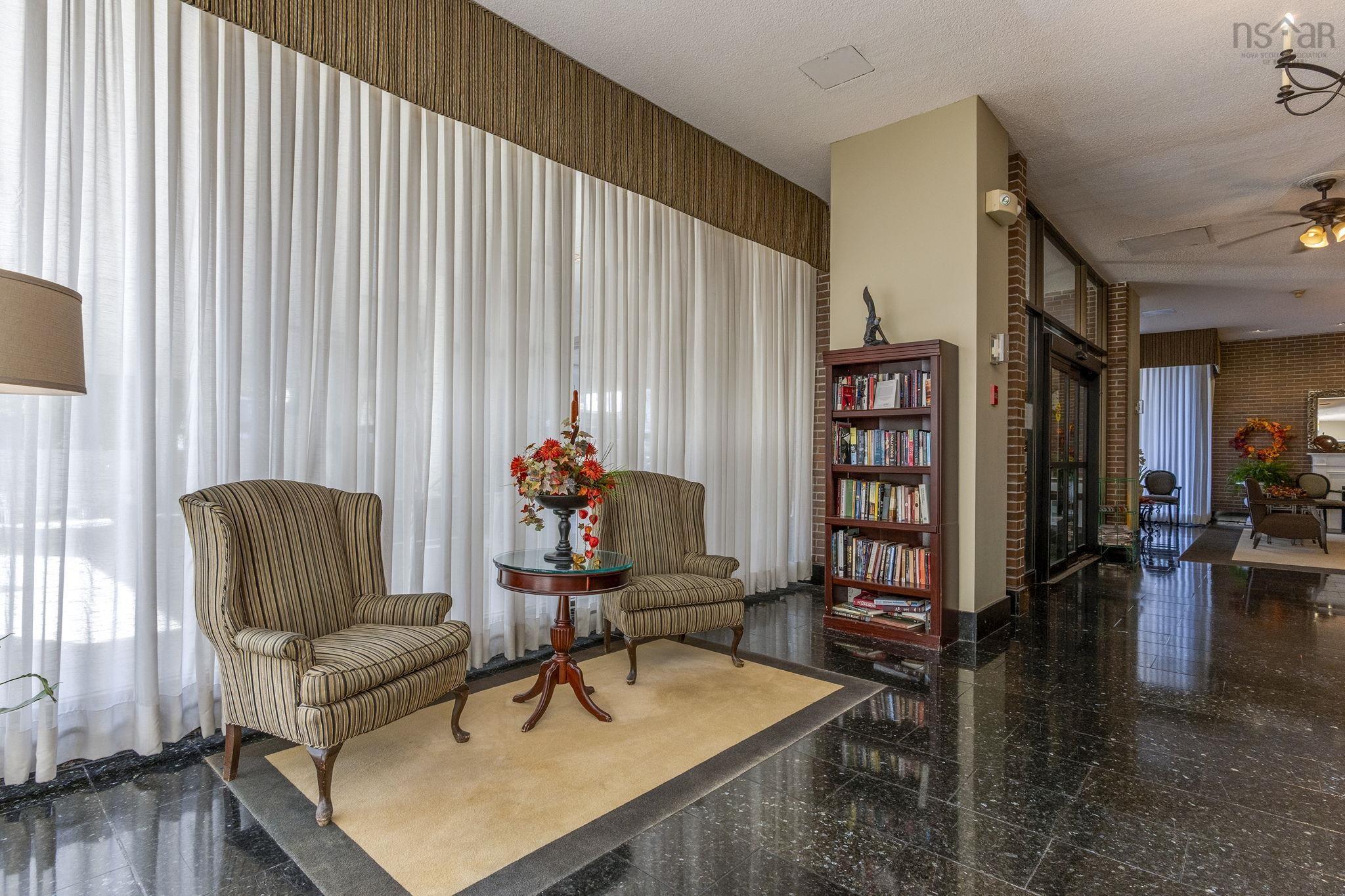 1005 5959 Spring Garden Road, Halifax, NS (MLS 202524947)