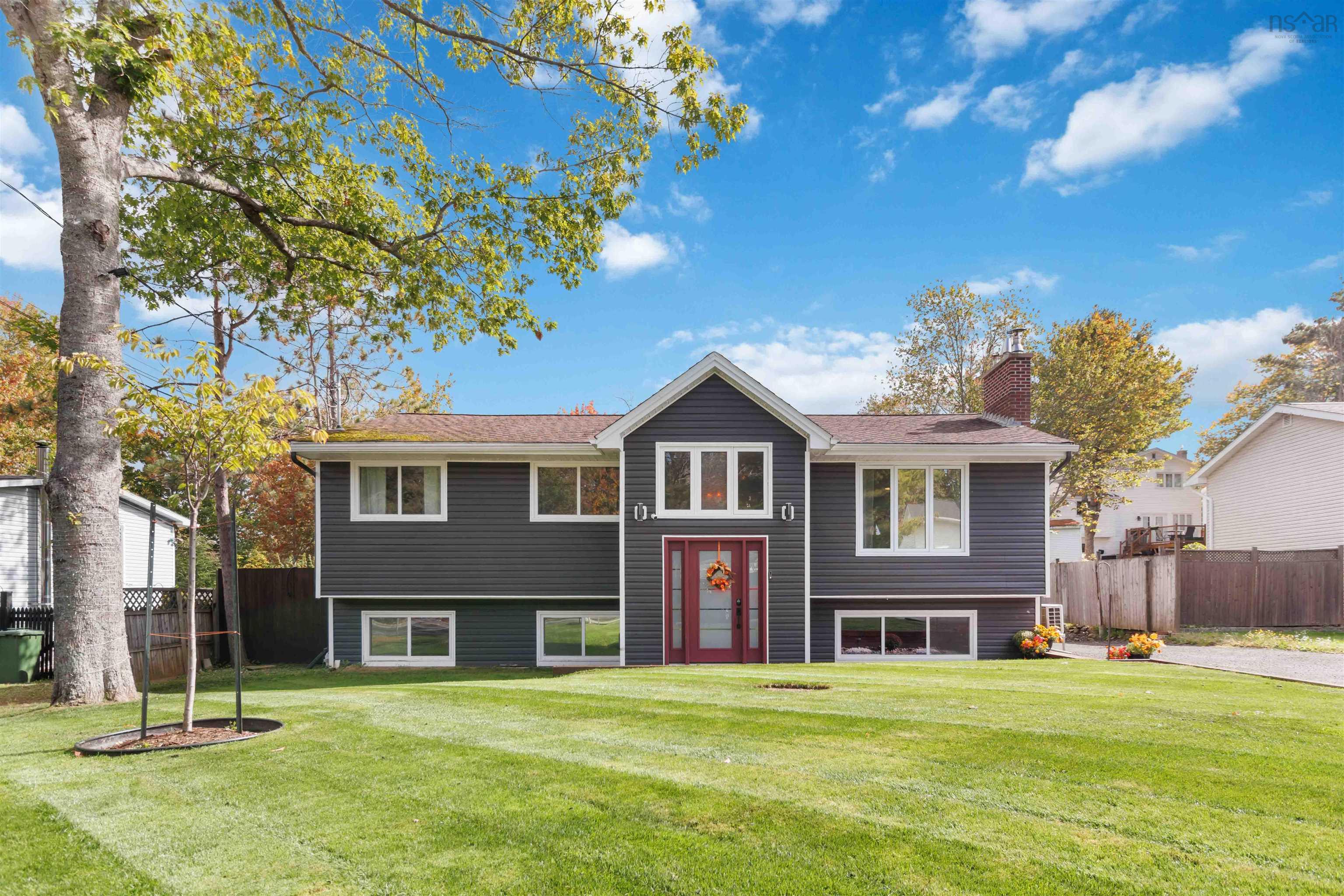 49 Madeline Avenue, Lower Sackville, NS (MLS® 202524955)