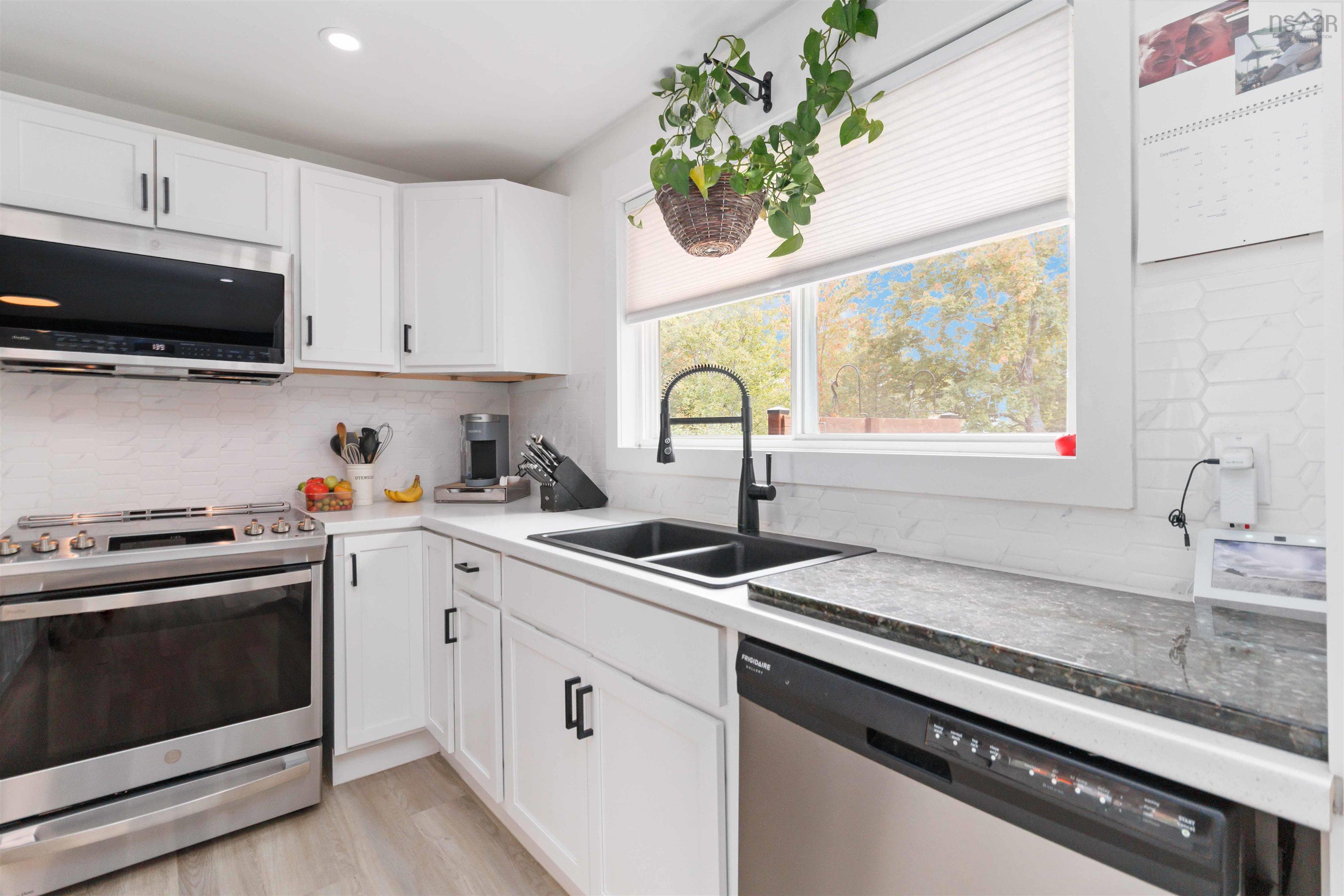 49 Madeline Avenue, Lower Sackville, NS (MLS 202524955)