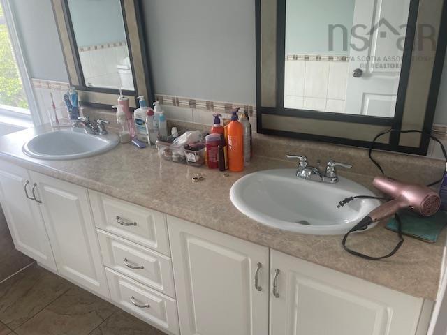 50 Lindenwood Terrace, Dartmouth, NS (MLS 202524987)