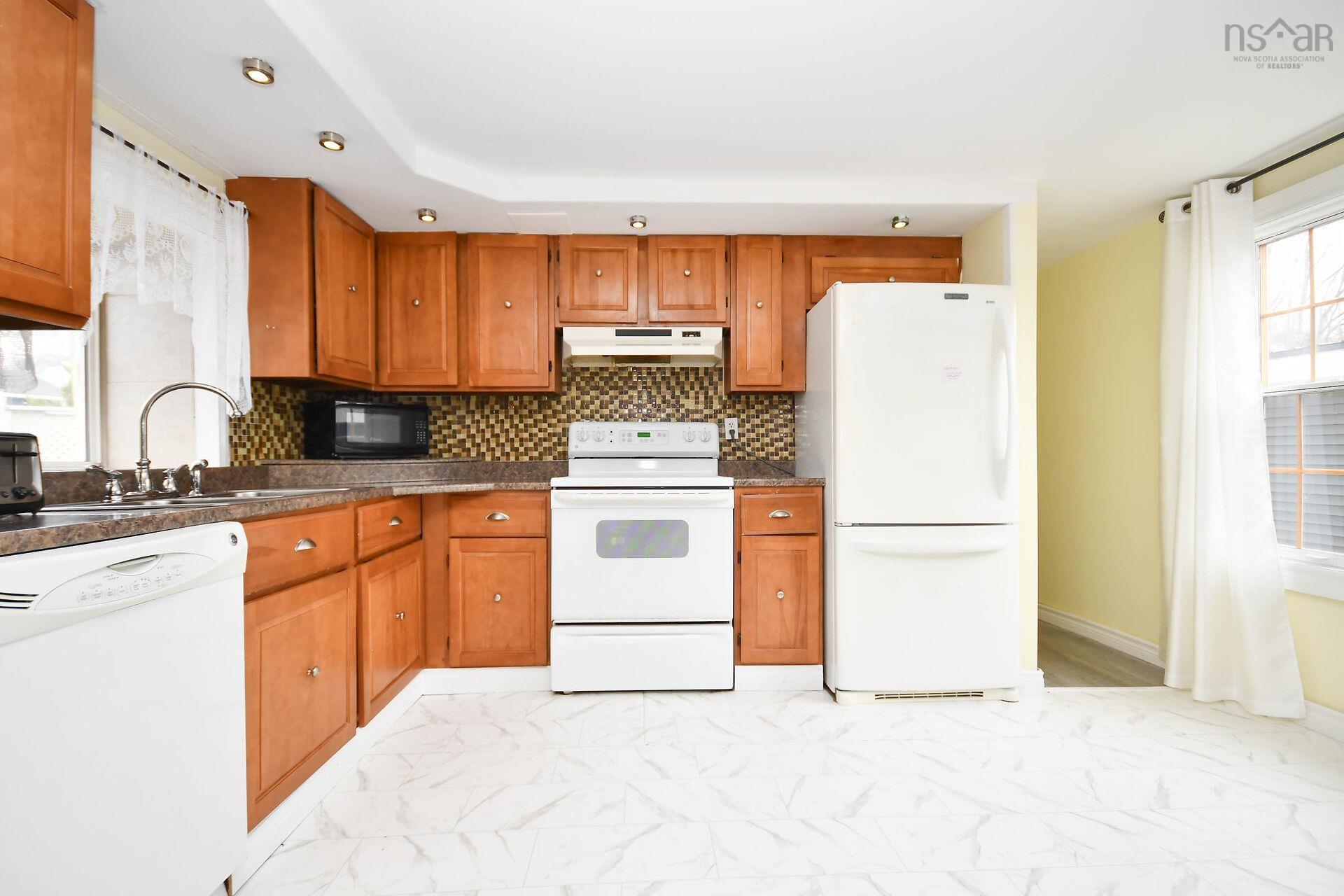 286 Parklane Drive, Lower Sackville, NS (MLS 202525015)