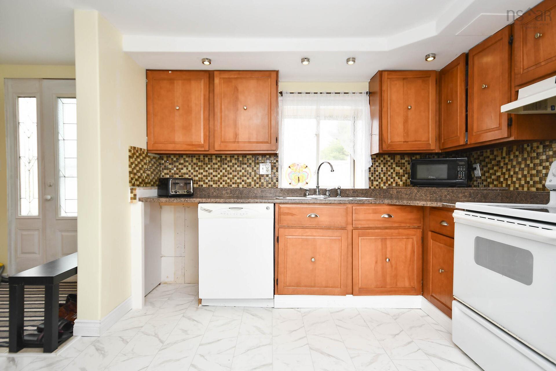 286 Parklane Drive, Lower Sackville, NS (MLS 202525015)