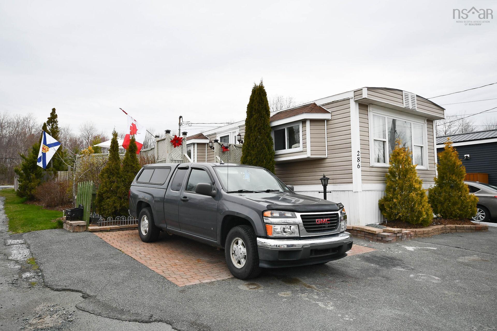 286 Parklane Drive, Lower Sackville, NS (MLS 202525015)