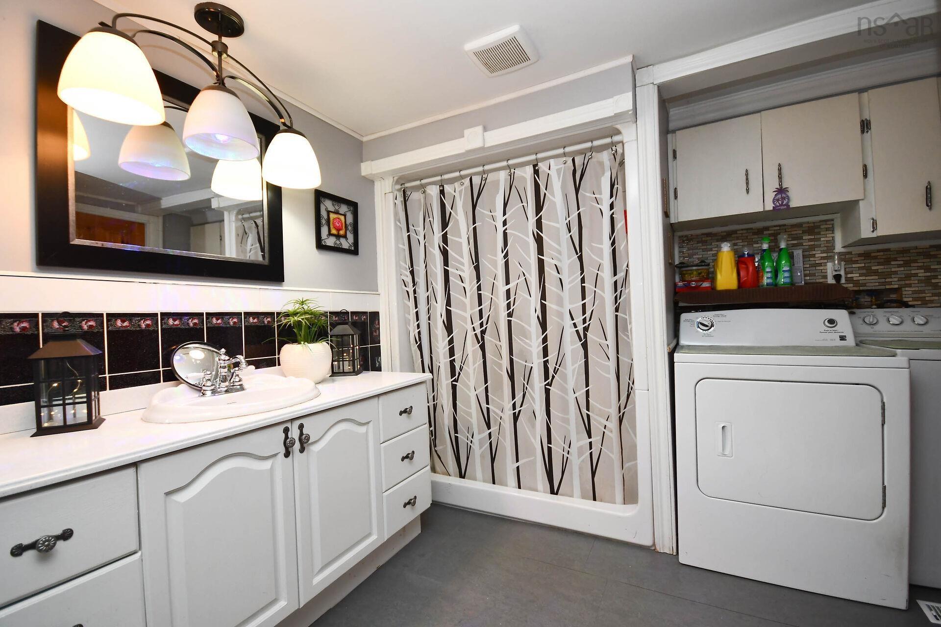 286 Parklane Drive, Lower Sackville, NS (MLS 202525015)