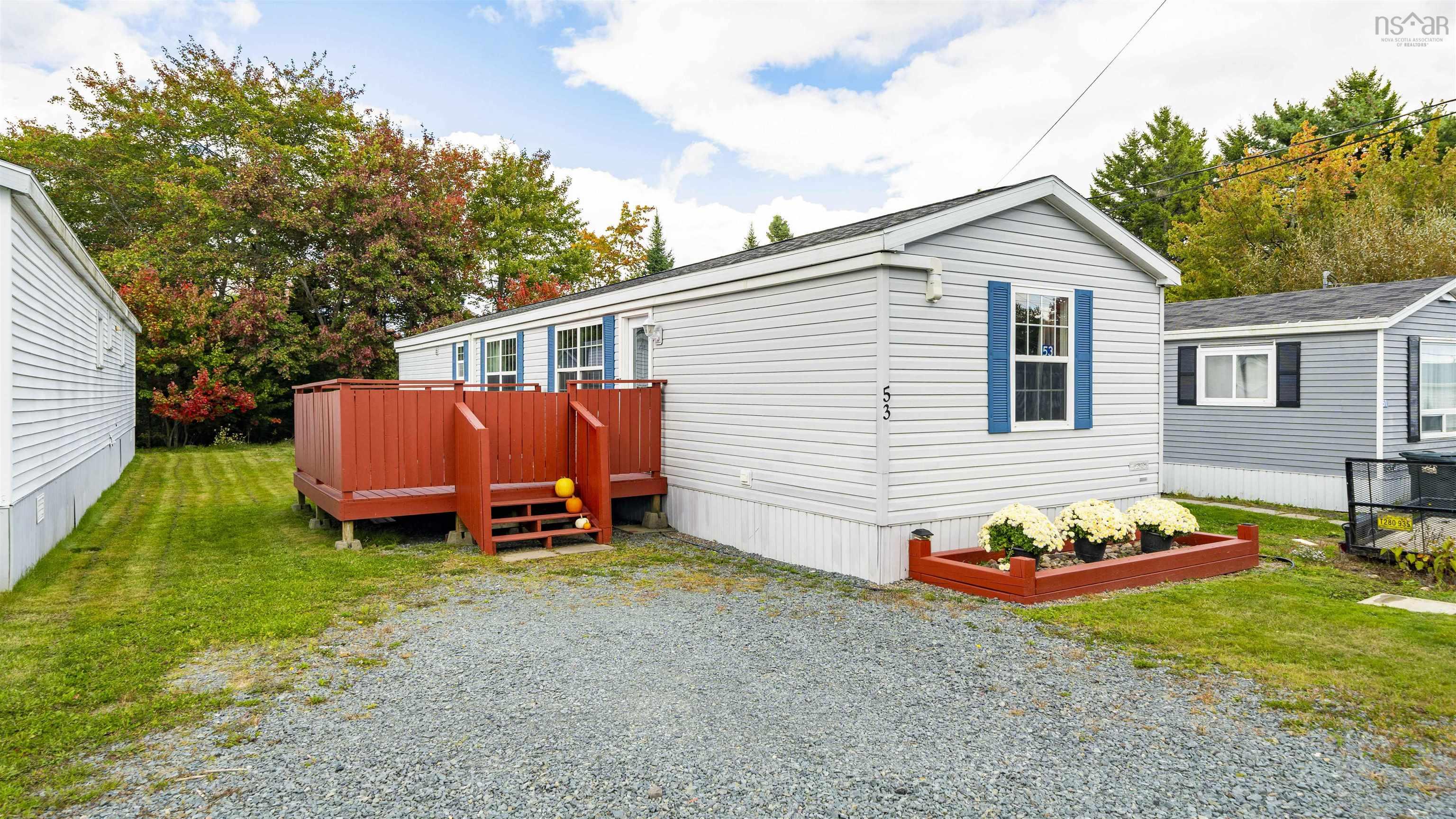 53 Broadway Street, Lakeside, NS (MLS® 202525019)